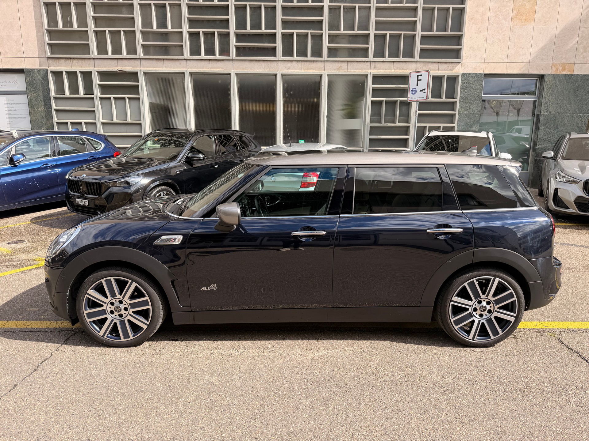 MINI Clubman Cooper S ALL4 Steptronic-image-3