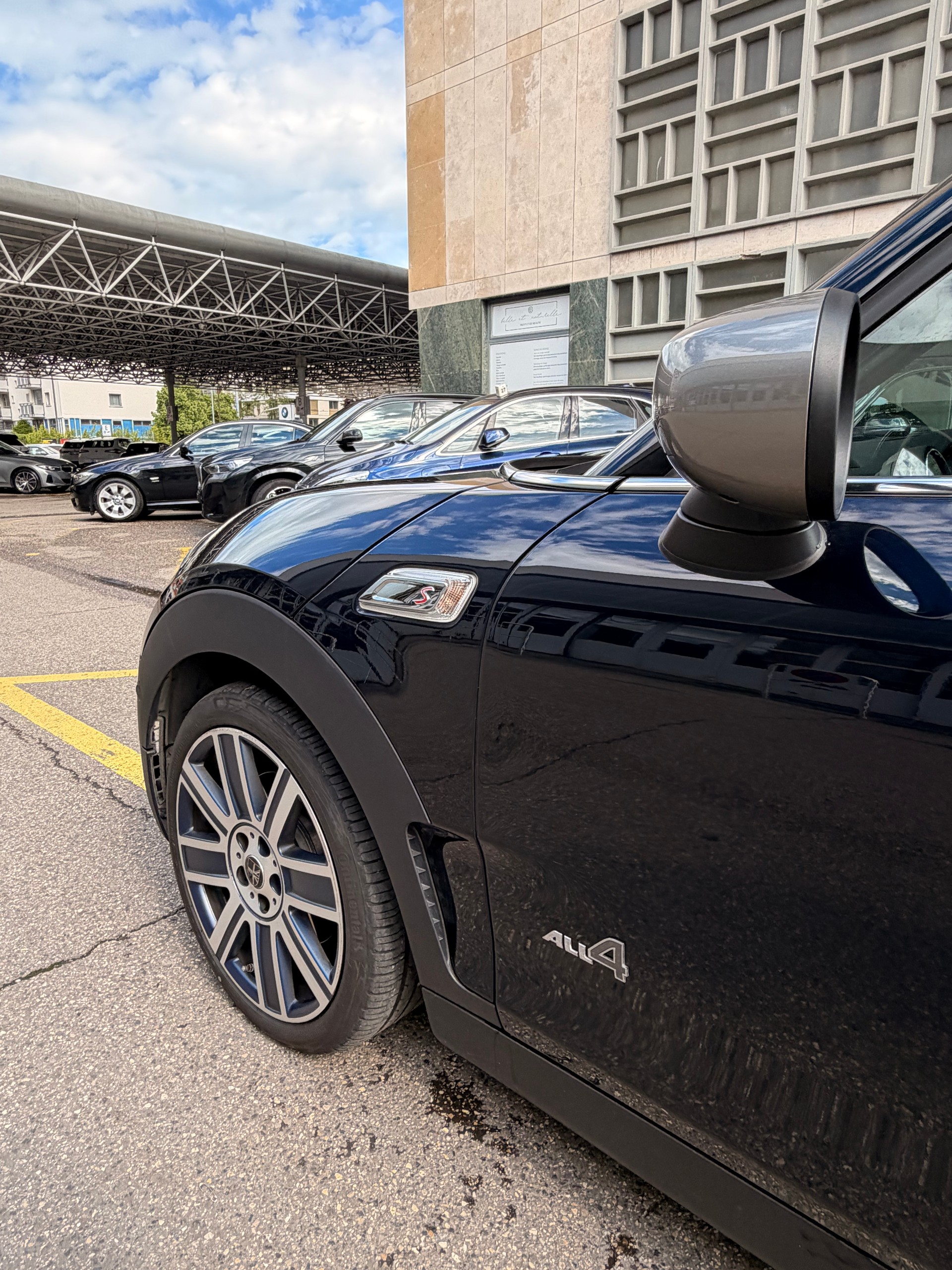 MINI Clubman Cooper S ALL4 Steptronic-image-5