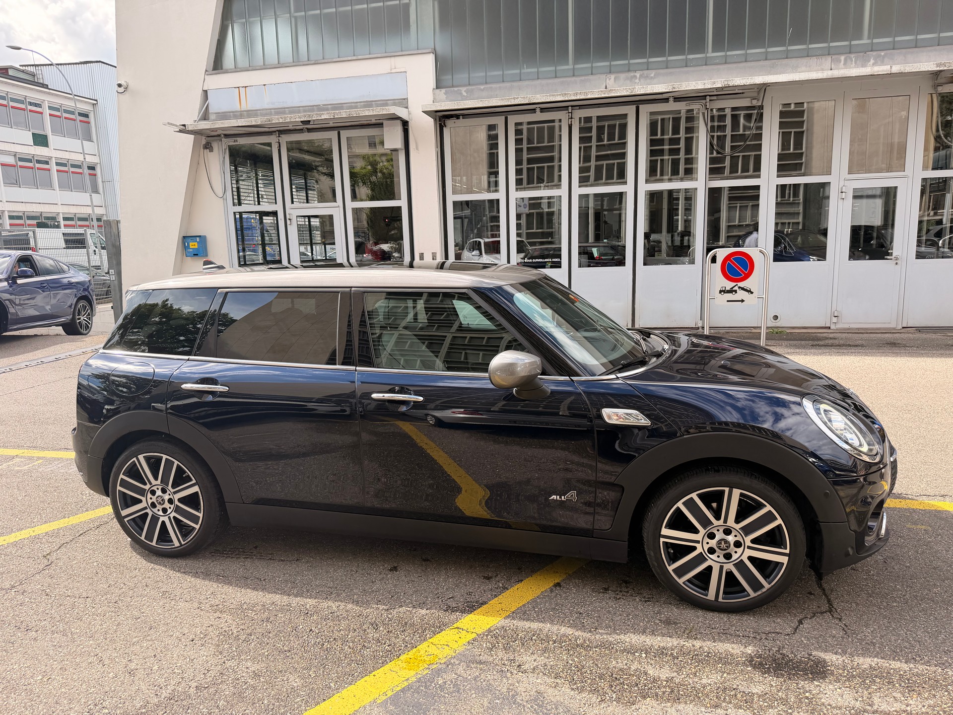 MINI Clubman Cooper S ALL4 Steptronic-image-2