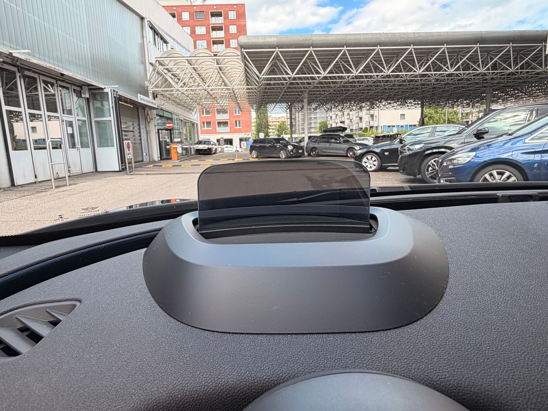 MINI Clubman Cooper S ALL4 Steptronic-image-10