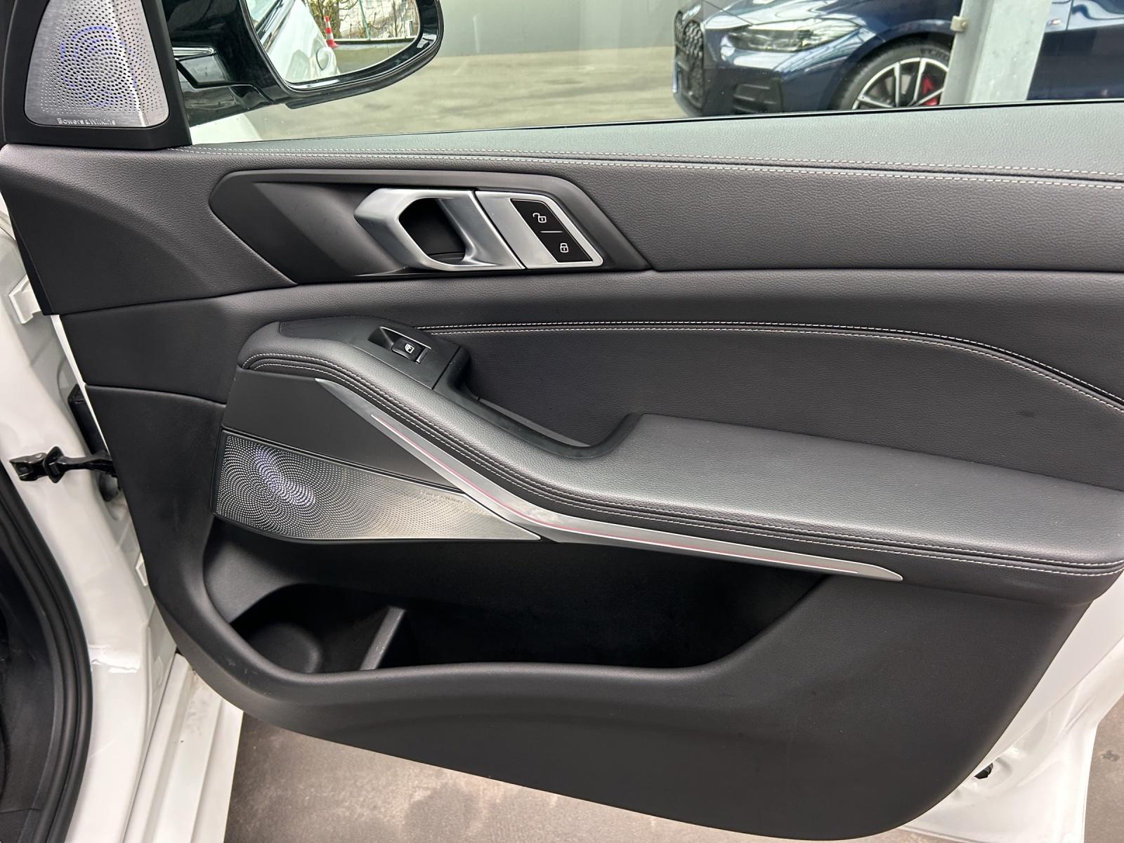 BMW X5 40d xDrive SAG-image-26