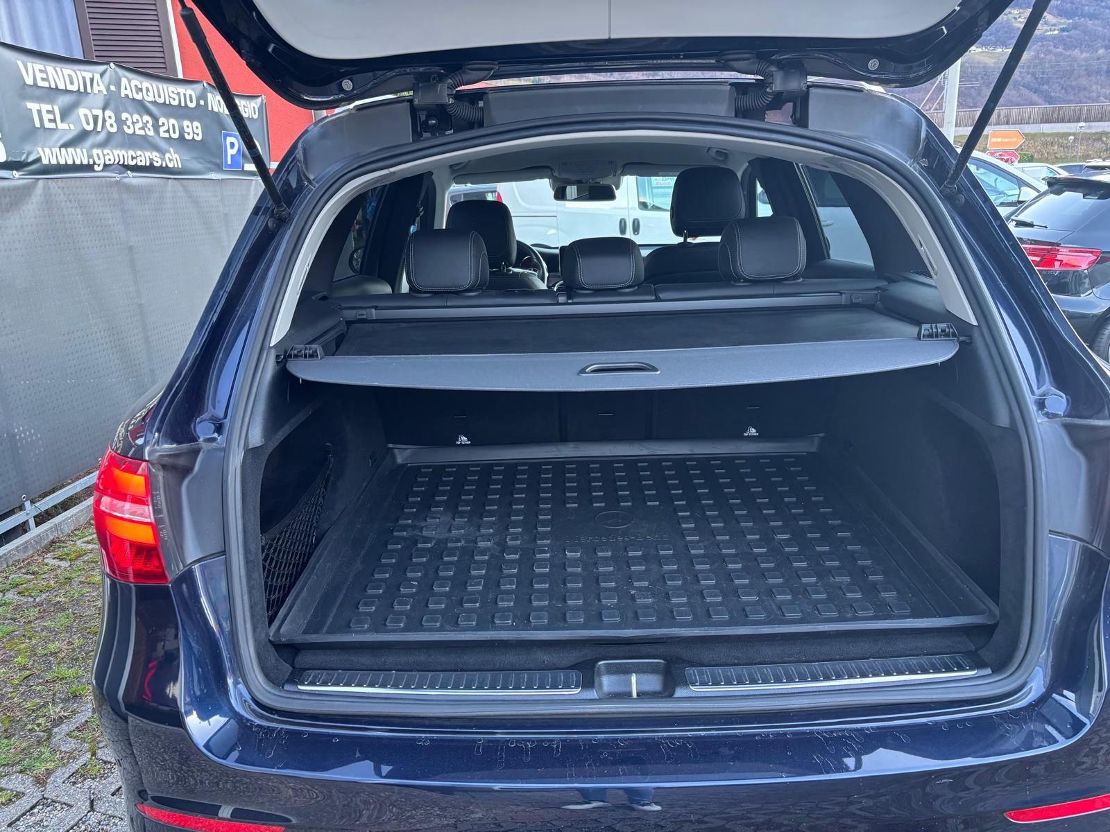 MERCEDES-BENZ GLC 250 d AMG Line 4Matic 9G-Tronic-image-13