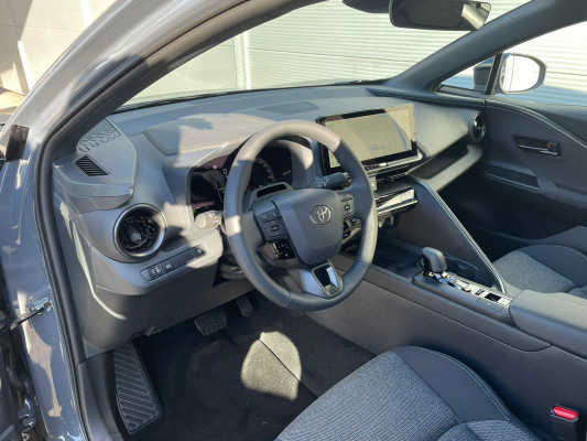 TOYOTA C-HR 1.8 HSD CVT Swiss-image-7