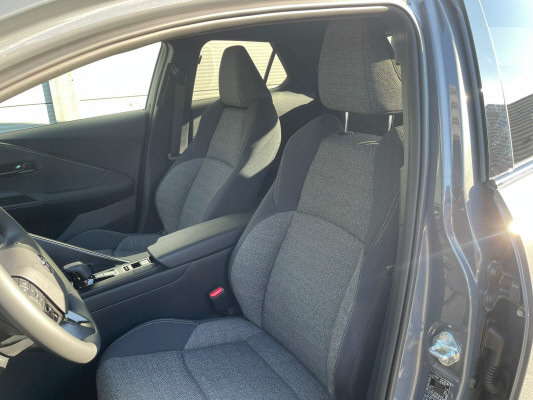 TOYOTA C-HR 1.8 HSD CVT Swiss-image-6