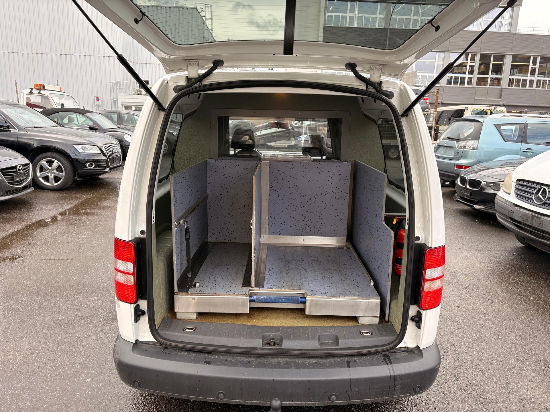 VW Caddy Maxi 1.6 TDI BMT-image-12