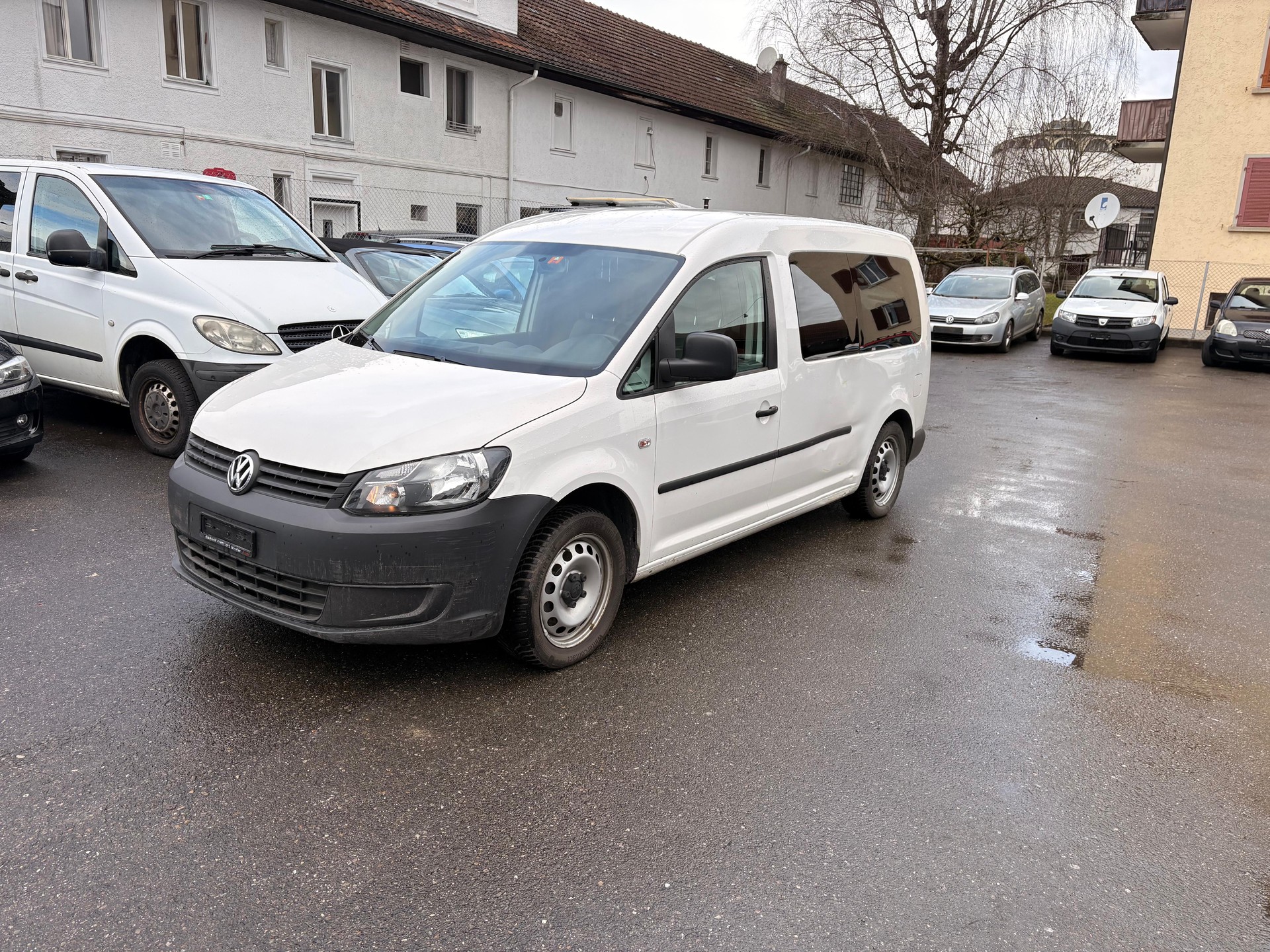 VW Caddy Maxi 1.6 TDI BMT-image-0