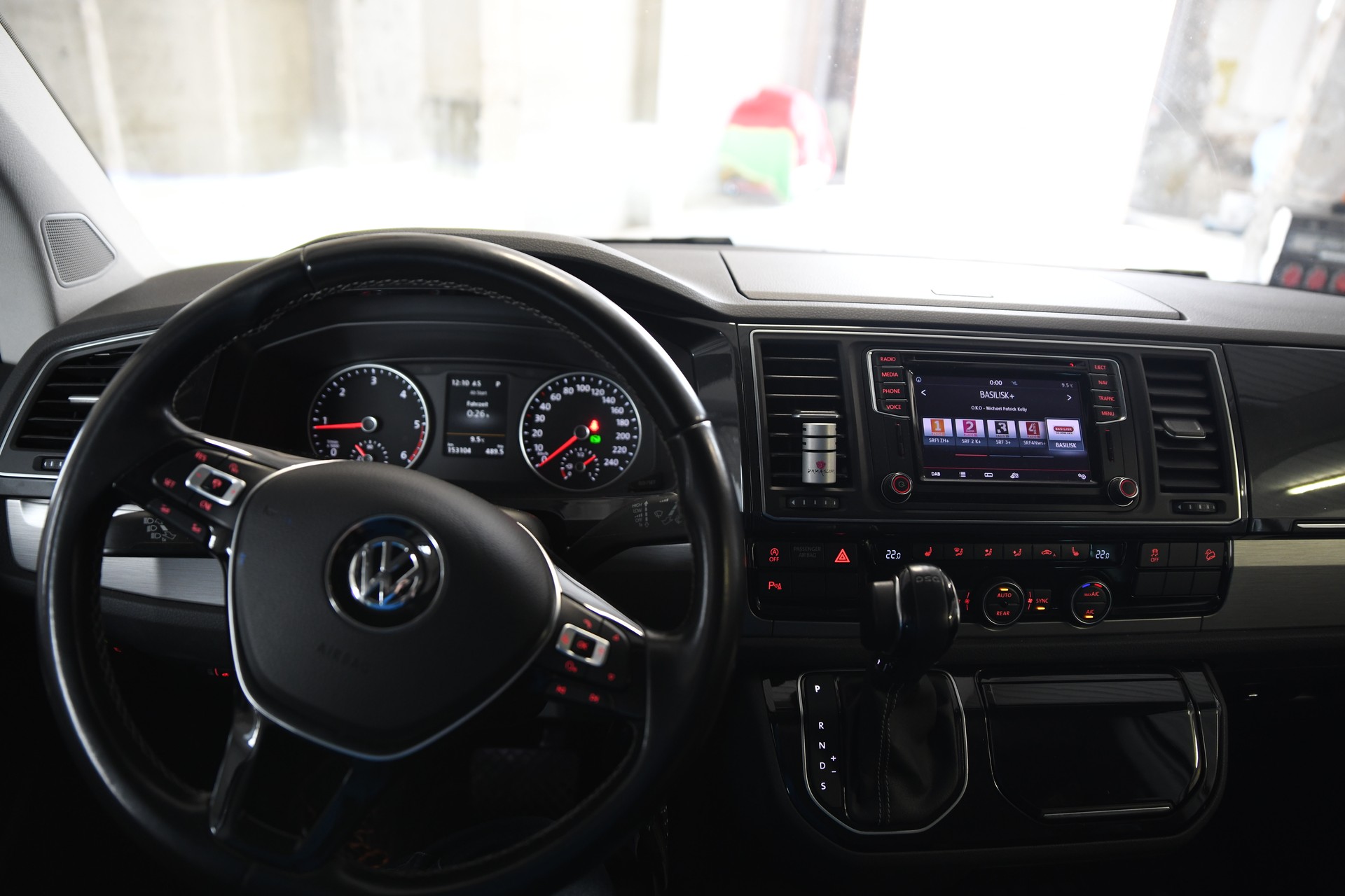VW T6 Multivan 2.0 Bi-TDI Comfortline Ed. 30 4Mot DSG mit fortlaufender Anschlussgarantie, frisch ab Service und MFK-image-2