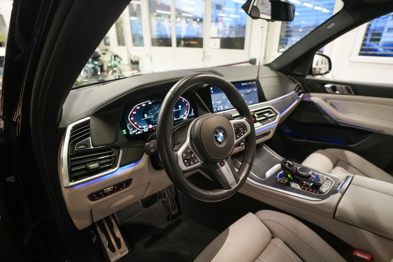 BMW X5 xDrive 48V 40d M Sport Steptronic-image-10