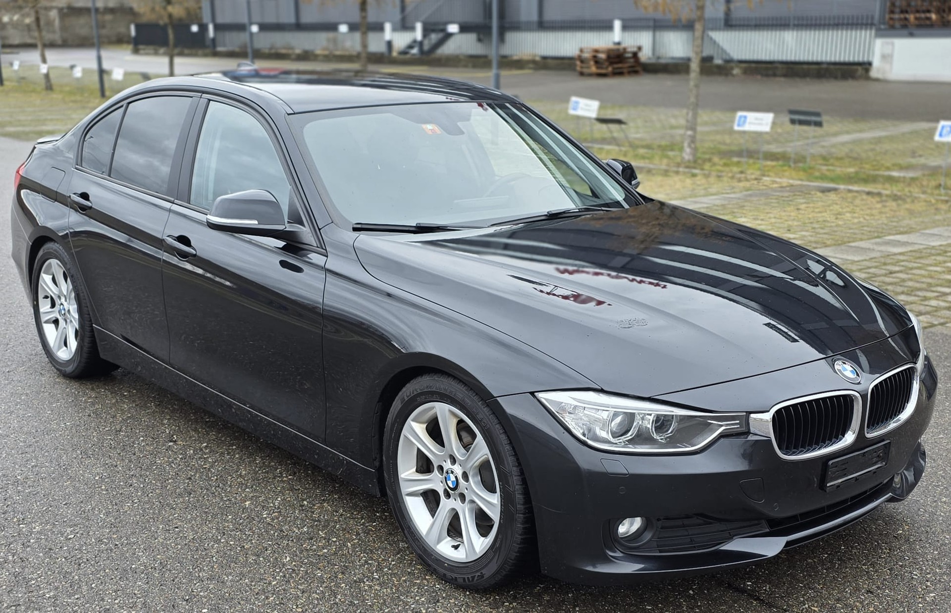 BMW 320d Sport Line Steptronic-image-1