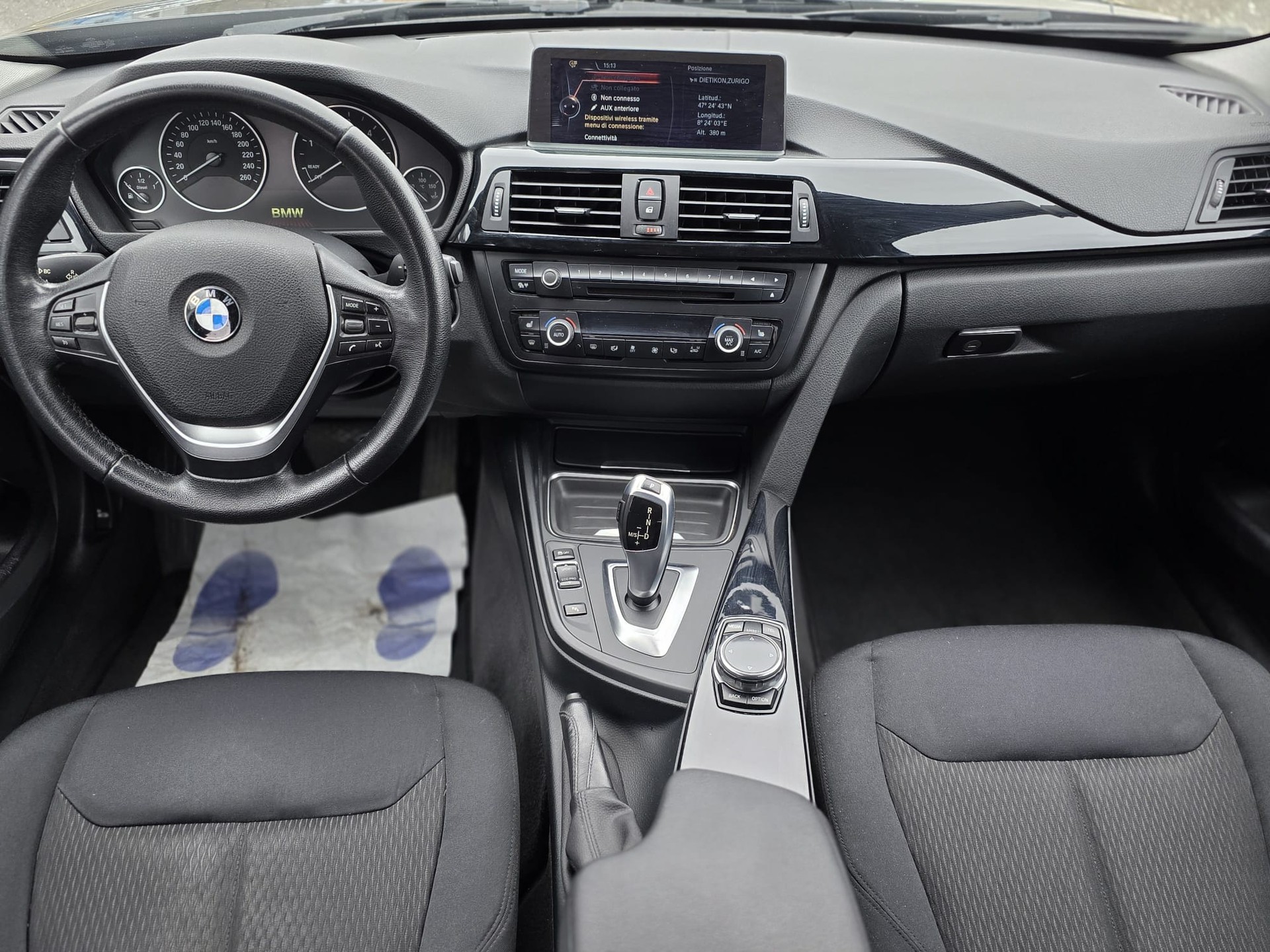 BMW 320d Sport Line Steptronic-image-10