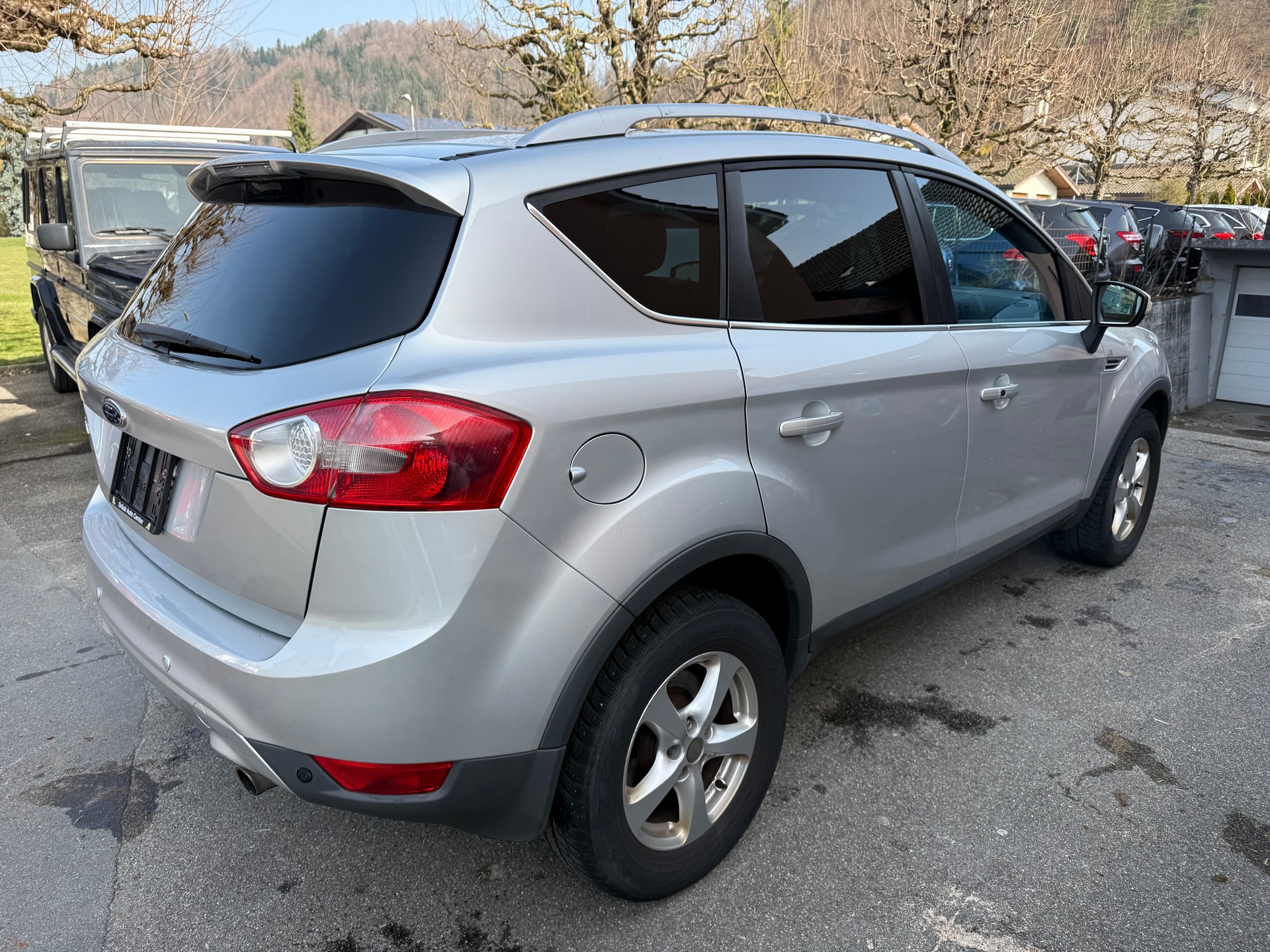 FORD Kuga 2.5 Turbo Titanium 4WD-image-3