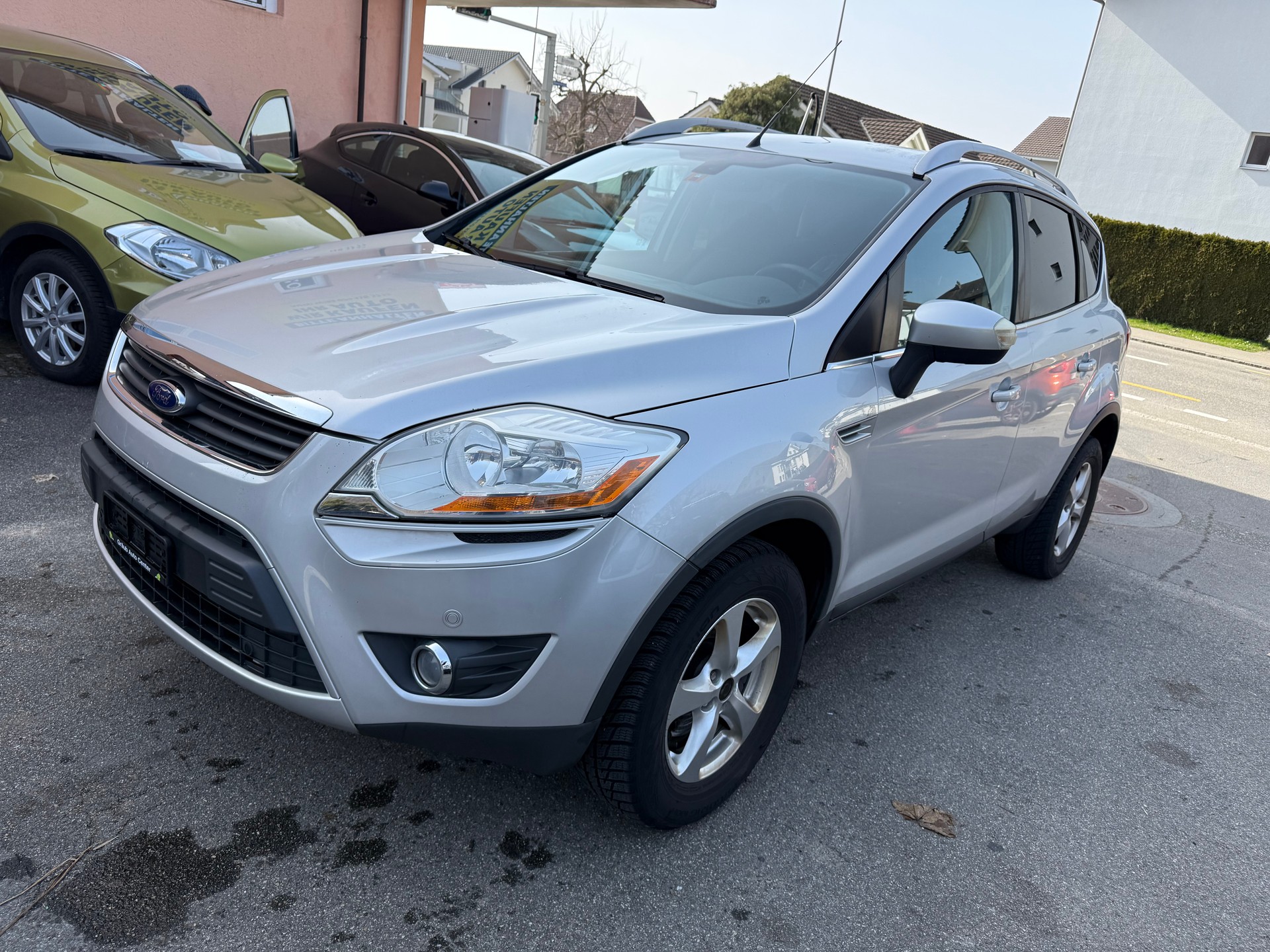FORD Kuga 2.5 Turbo Titanium 4WD-image-0