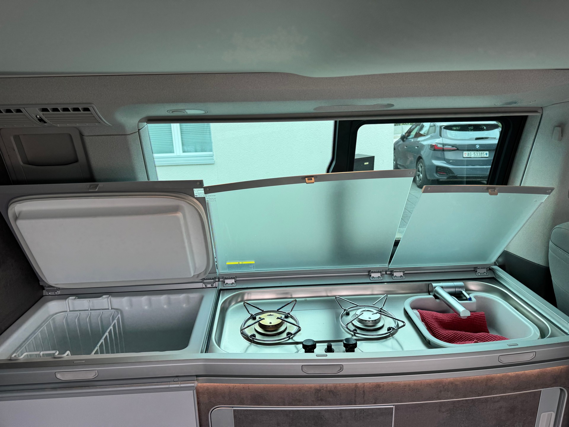 VW T6.1 California 2.0 TDI Coast Edition Liberty 4Motion DSG-image-4