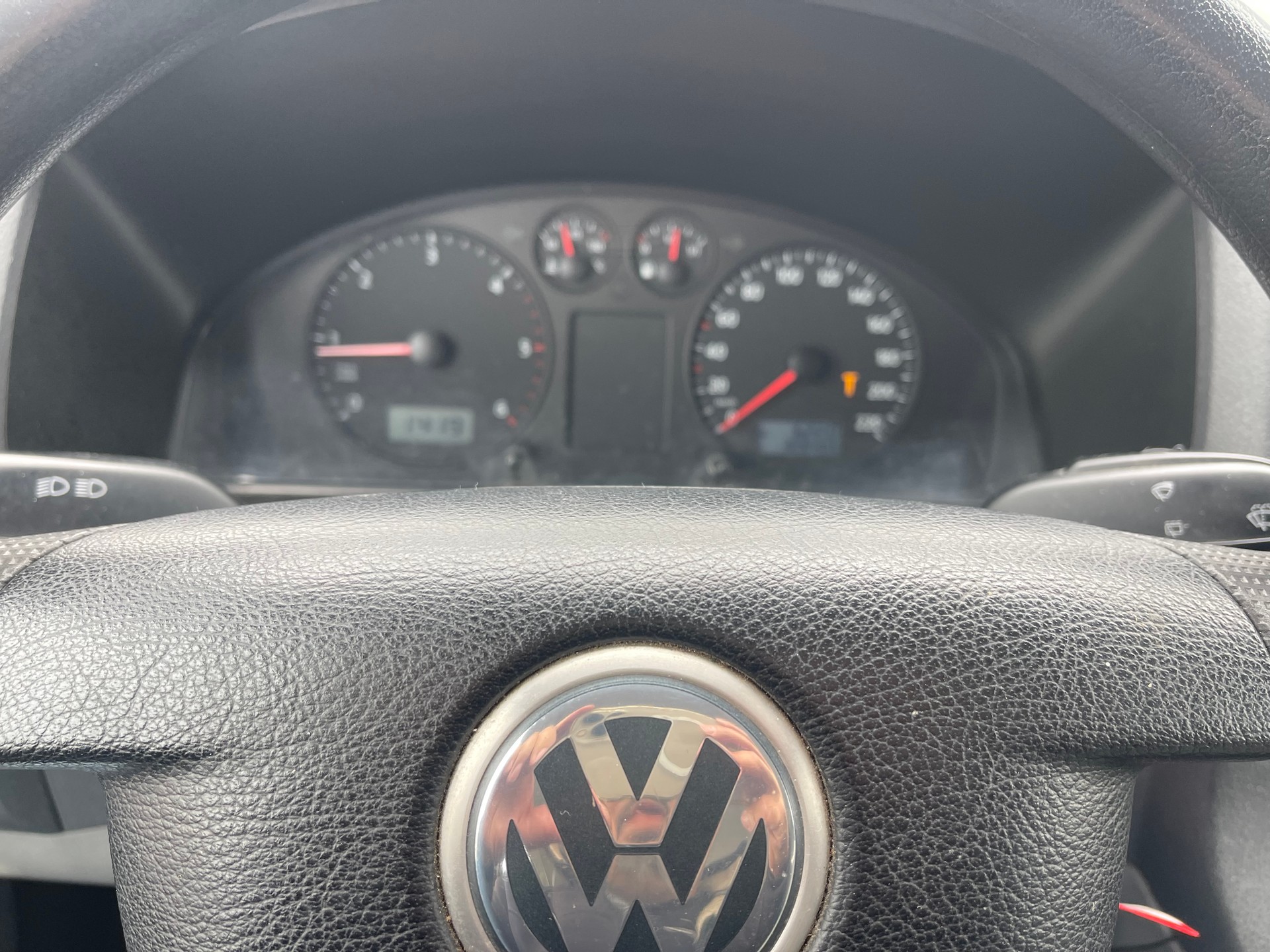 VW T5 Caravelle Comfort 1.9 TDI PD 9places climatisé-image-13