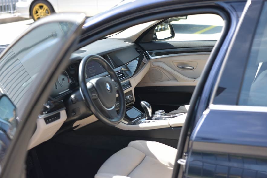 BMW 530d Touring xDrive Luxury Line Steptronic-image-5