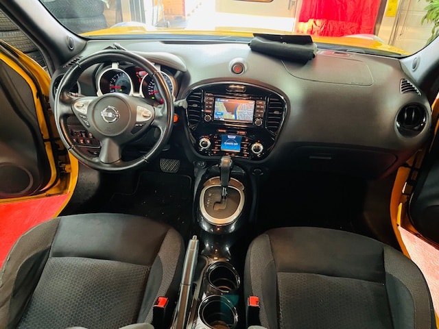 NISSAN Juke 1.6 DIG-T tekna 17'' 4x4 Xtronic M-CVT-image-10