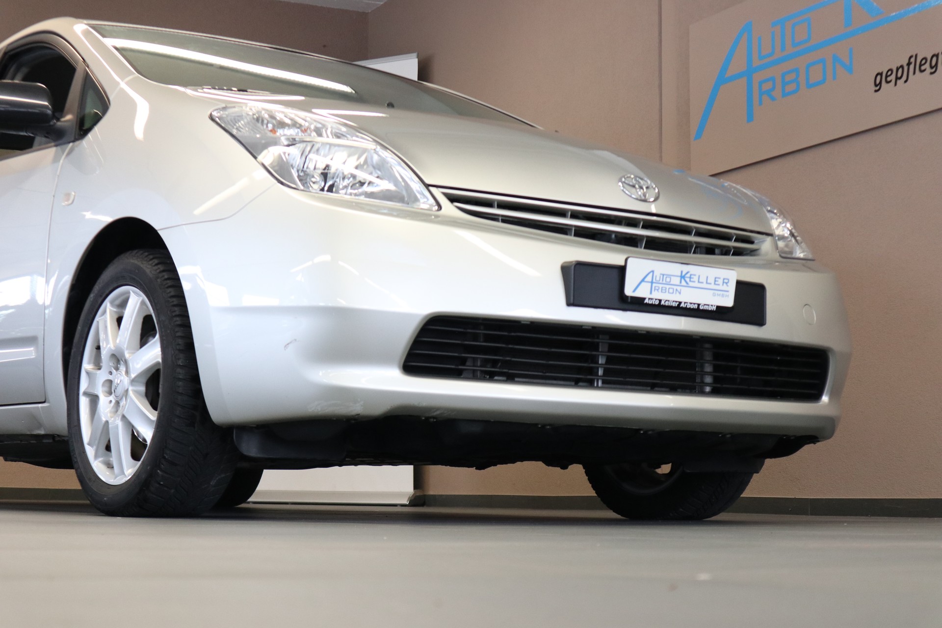 TOYOTA Prius 1.5 16V Hybrid-image-4