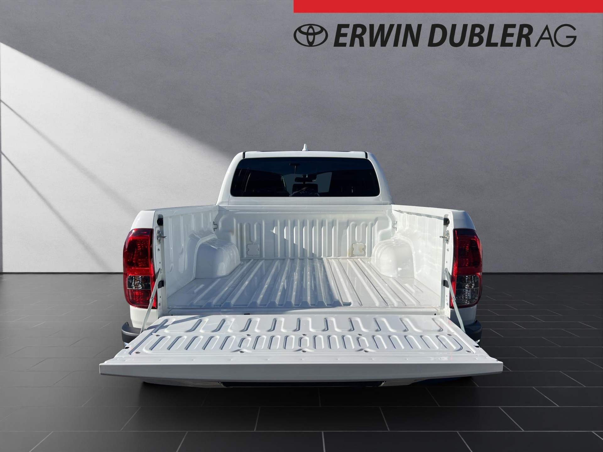 TOYOTA Hilux Double Cab.-Pick-up 2.8 D-4D MHEV 204 Style-image-10