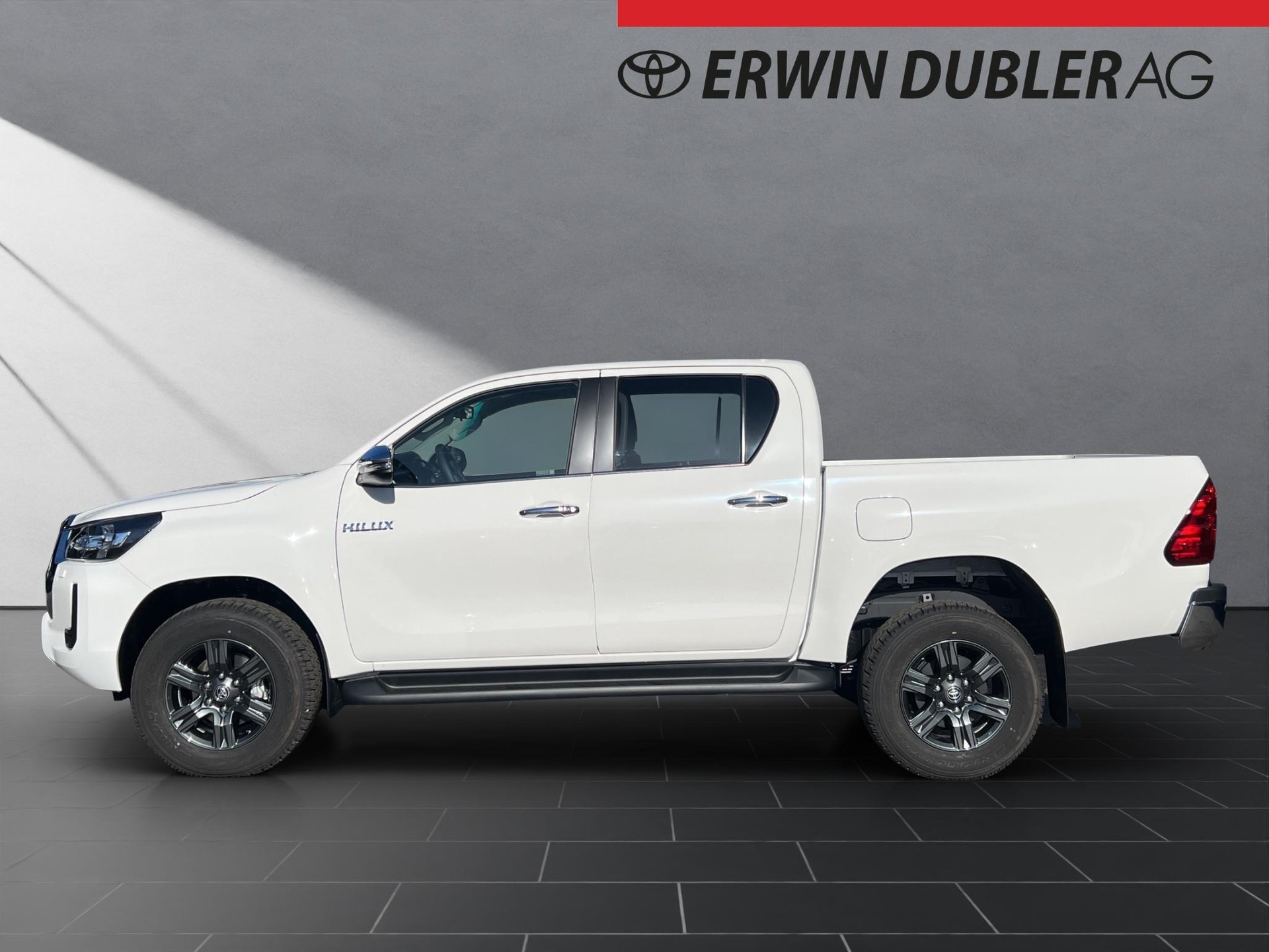 TOYOTA Hilux Double Cab.-Pick-up 2.8 D-4D MHEV 204 Style-showroom-element-1