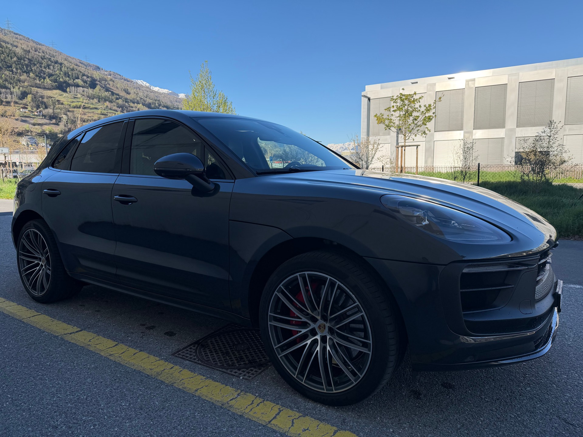PORSCHE Macan GTS PDK-image-11