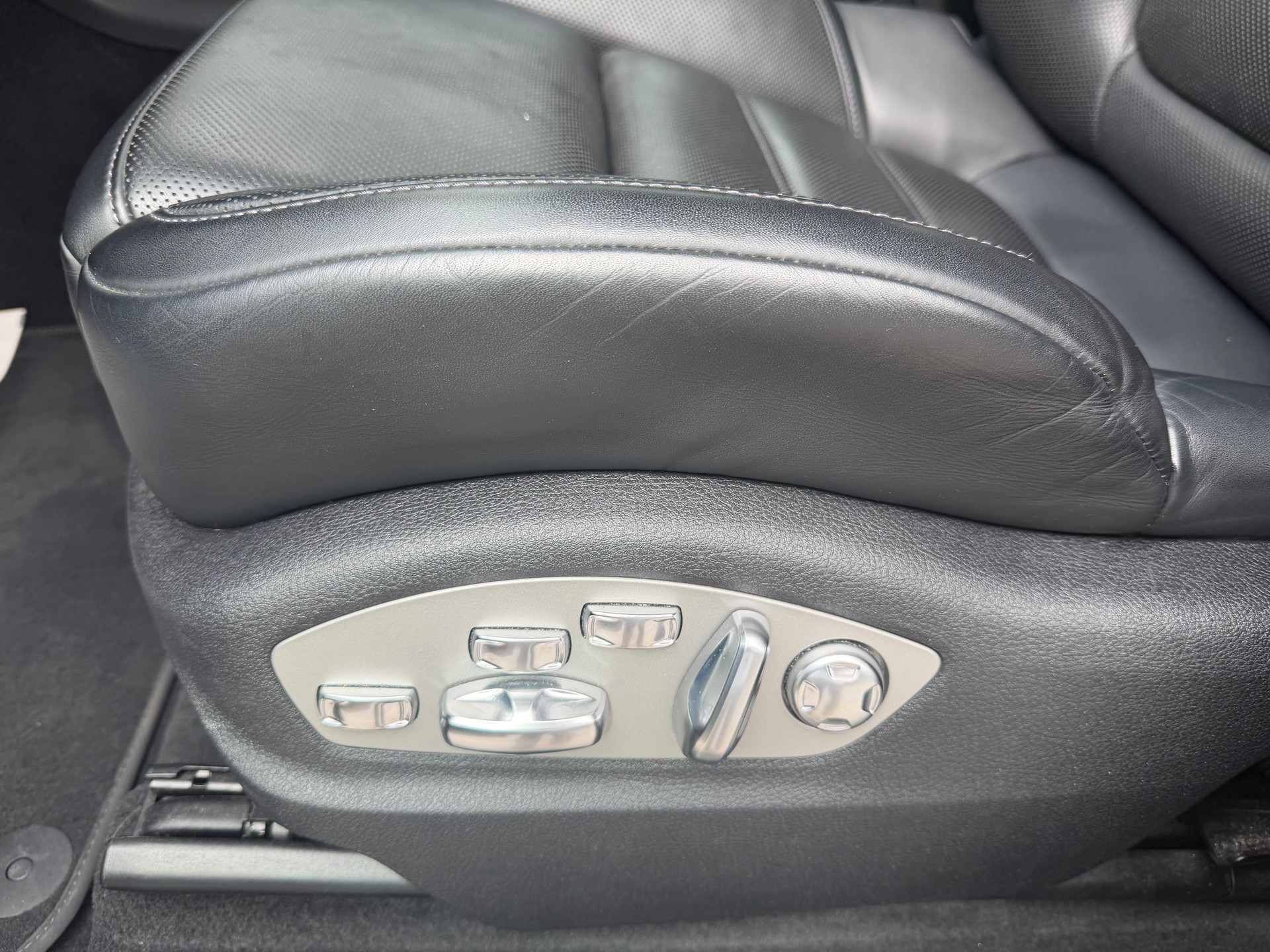 PORSCHE Macan GTS PDK-image-26