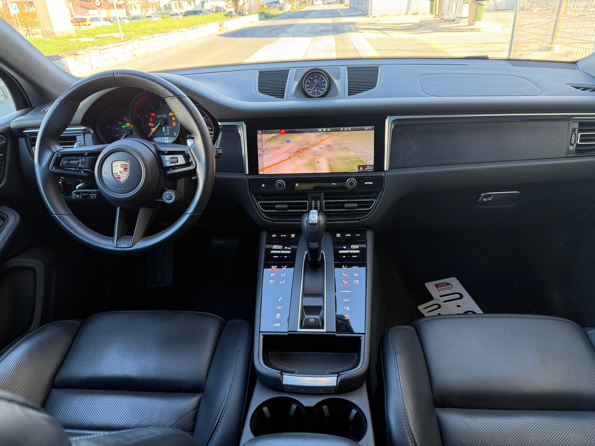 PORSCHE Macan GTS PDK-image-15