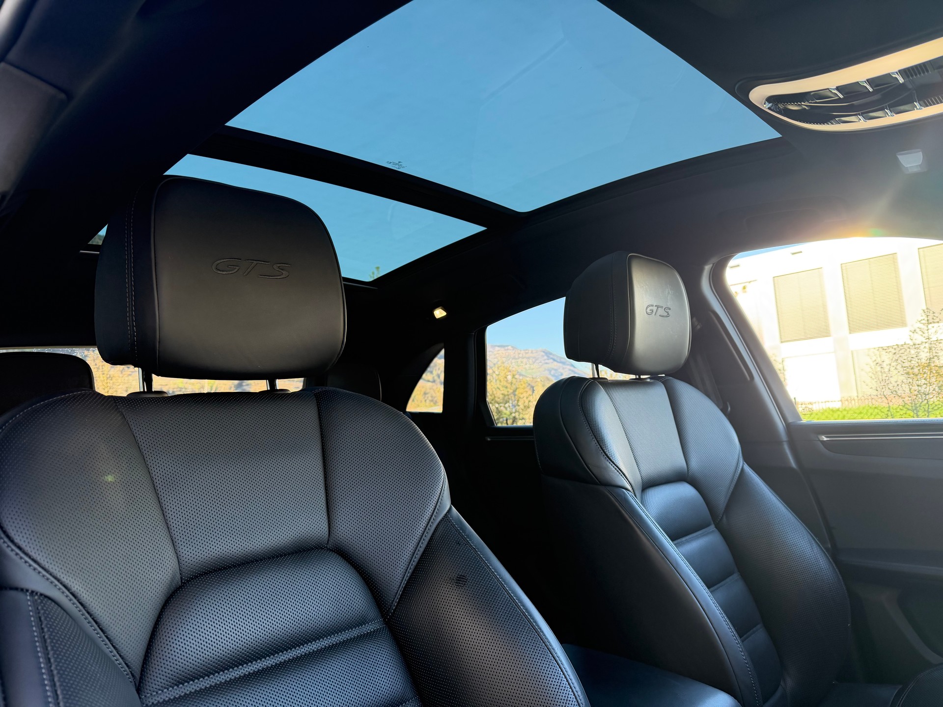 PORSCHE Macan GTS PDK-image-14