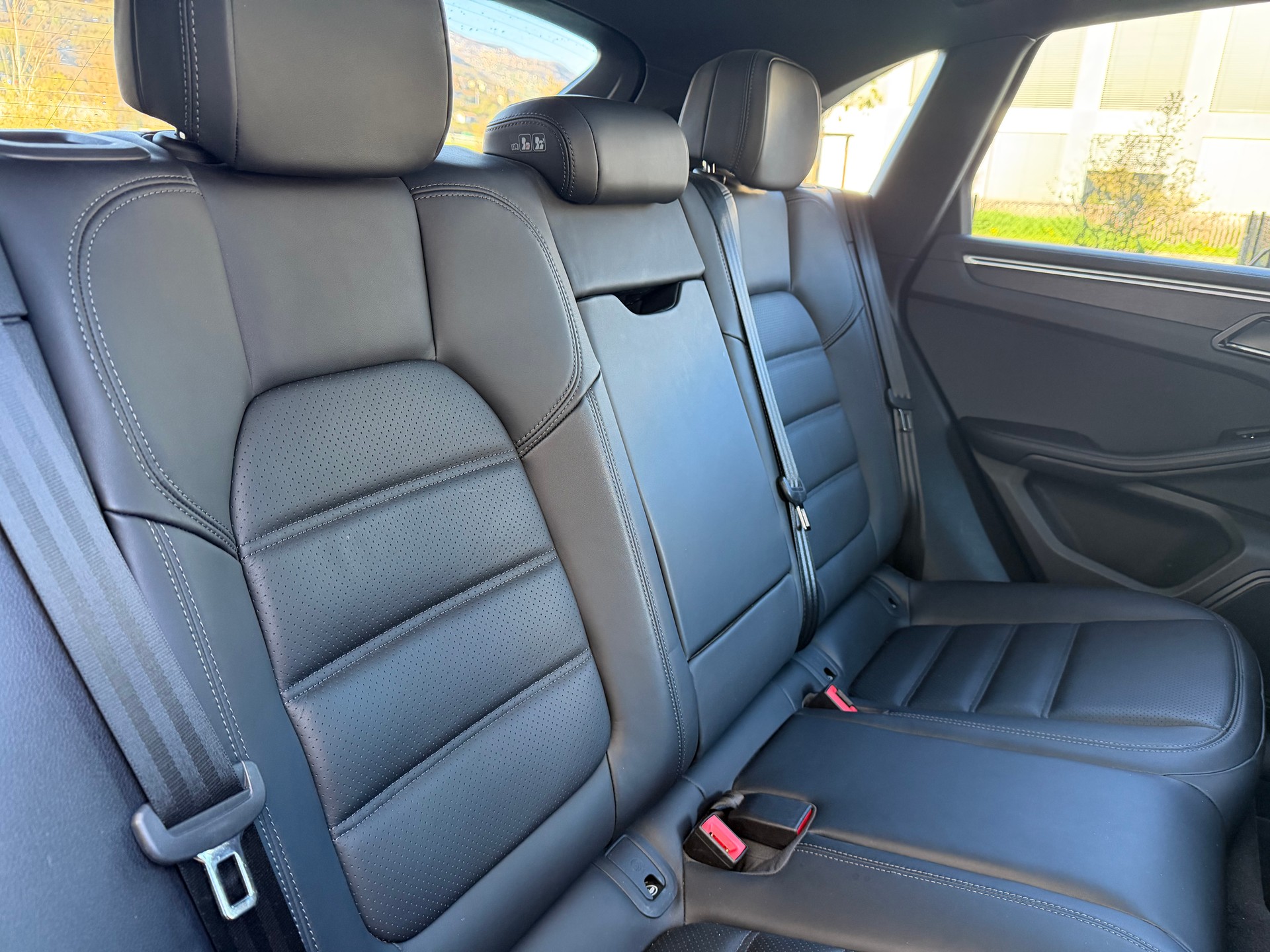 PORSCHE Macan GTS PDK-image-25
