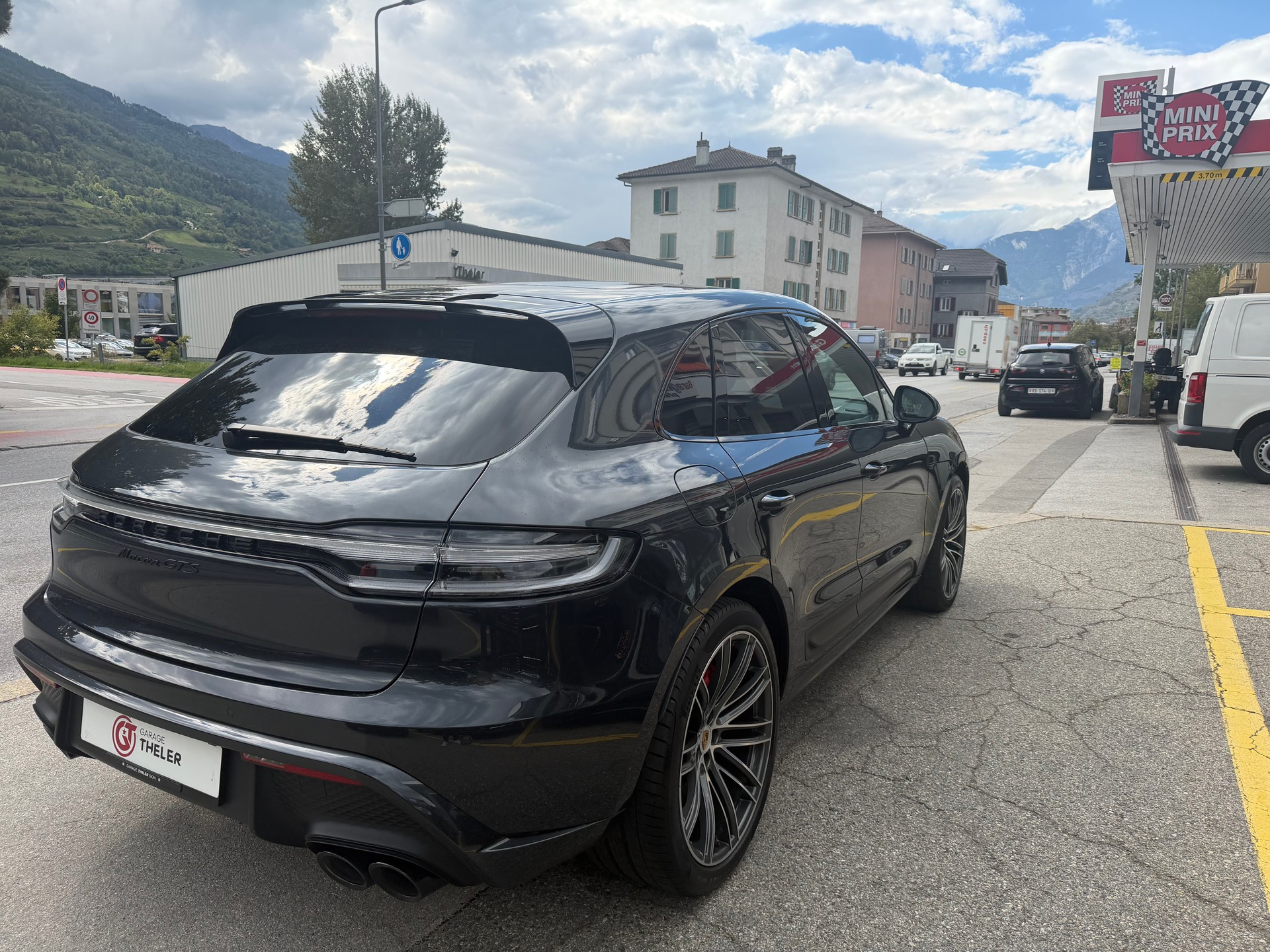 PORSCHE Macan GTS PDK-image-5