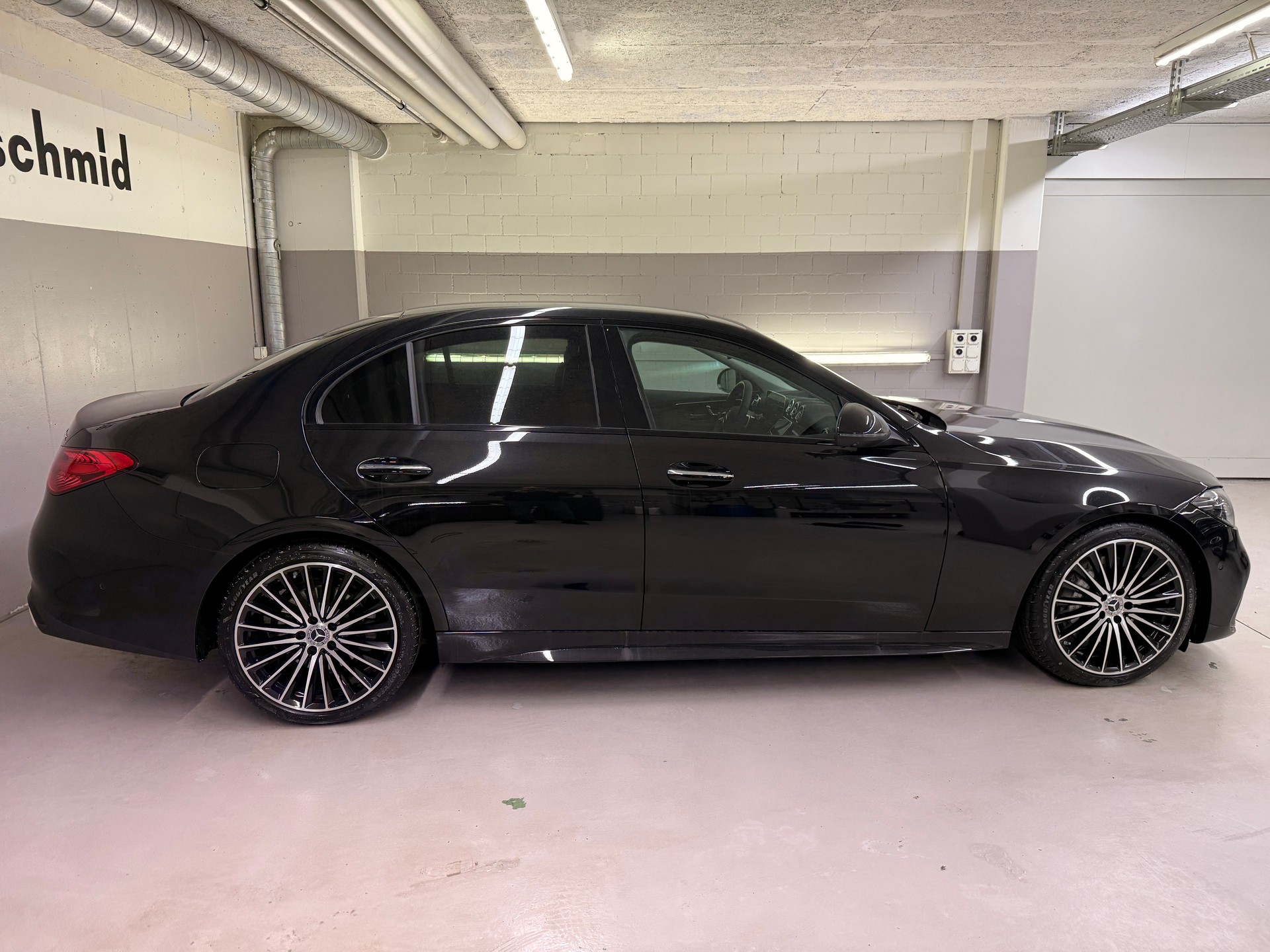 MERCEDES-BENZ C 300 4MATIC Limousine-image-2
