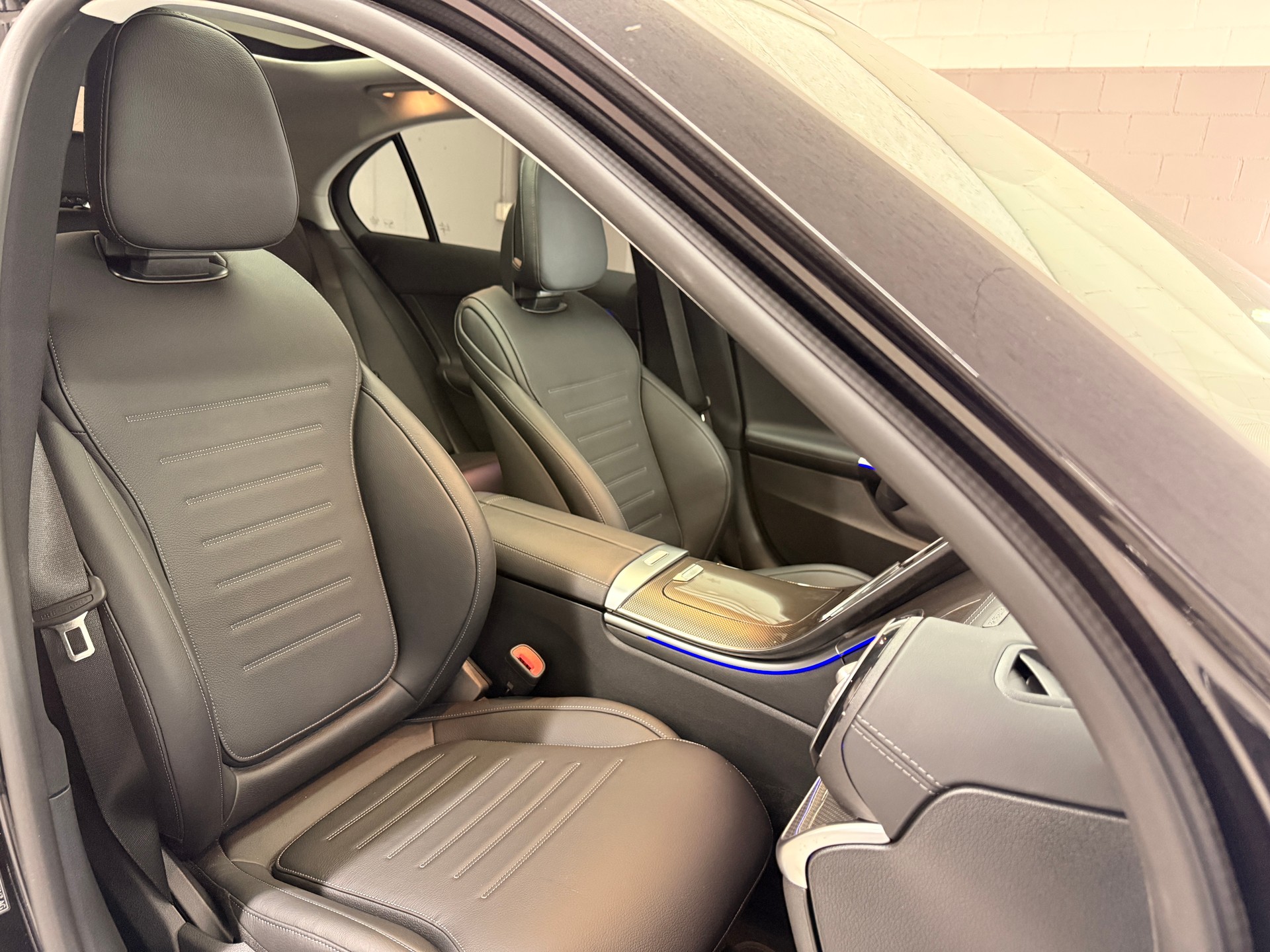 MERCEDES-BENZ C 300 4MATIC Limousine-image-7