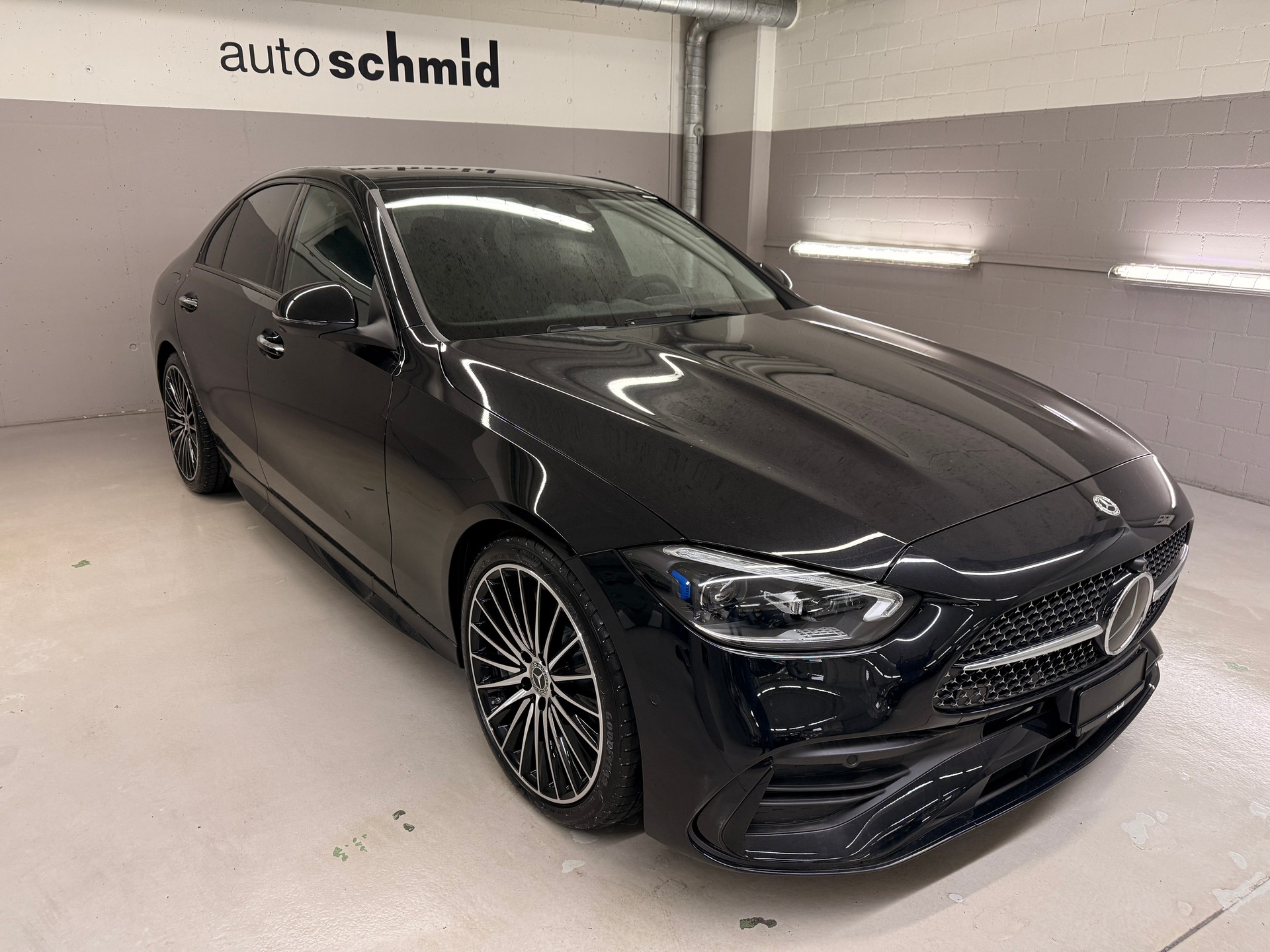 MERCEDES-BENZ C 300 4MATIC Limousine-image-1