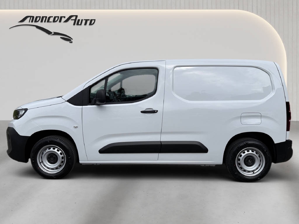 CITROEN Berlingo VAN M Essence 110ch Manuelle-image-4