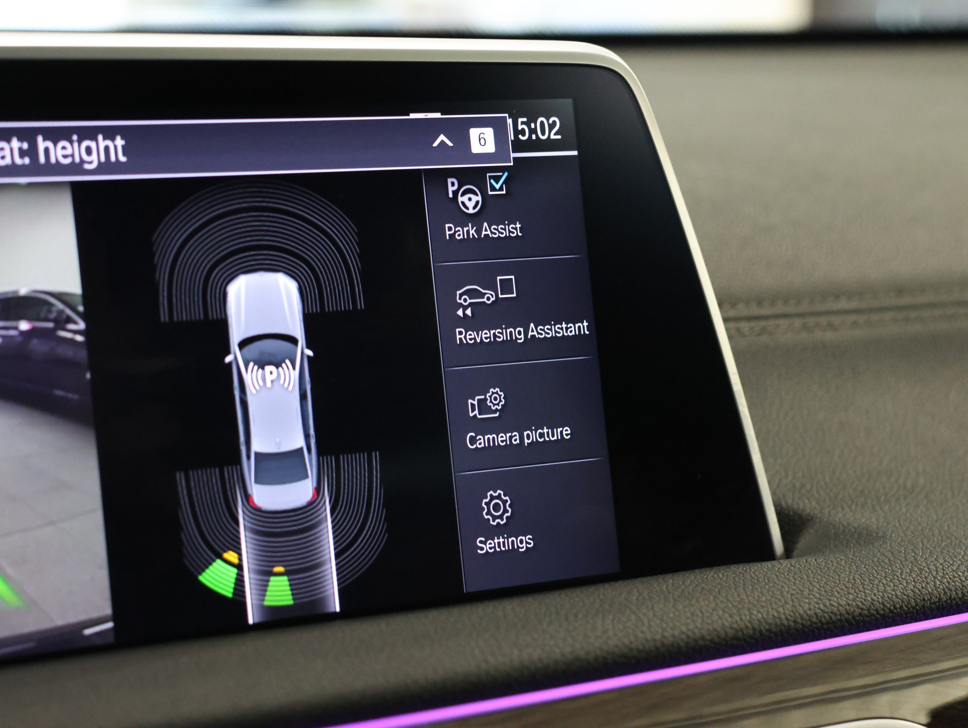 BMW 745e xDrive Steptronic *Harman/Kardon* *360 Kamera* *M-Packet*-image-26