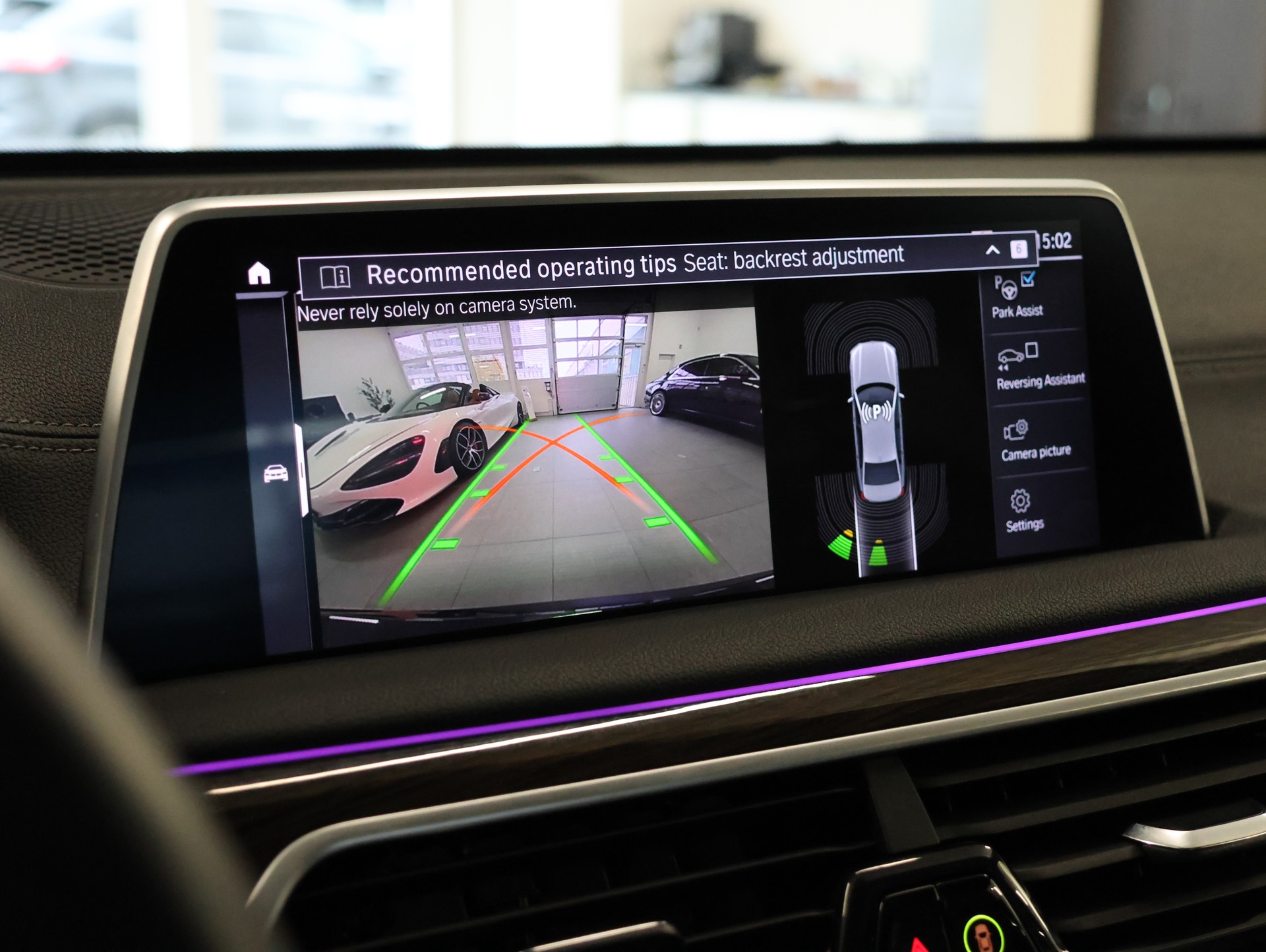 BMW 745e xDrive Steptronic *Harman/Kardon* *360 Kamera* *M-Packet*-image-25