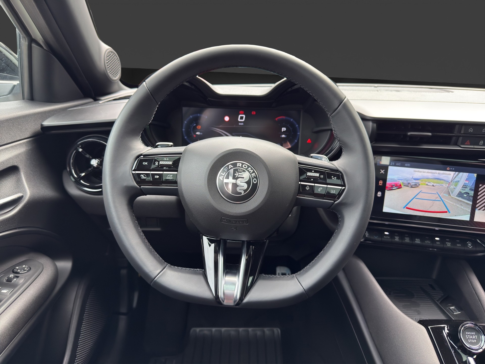 ALFA ROMEO Junior 1.2 48V Hybrid Q4-image-10