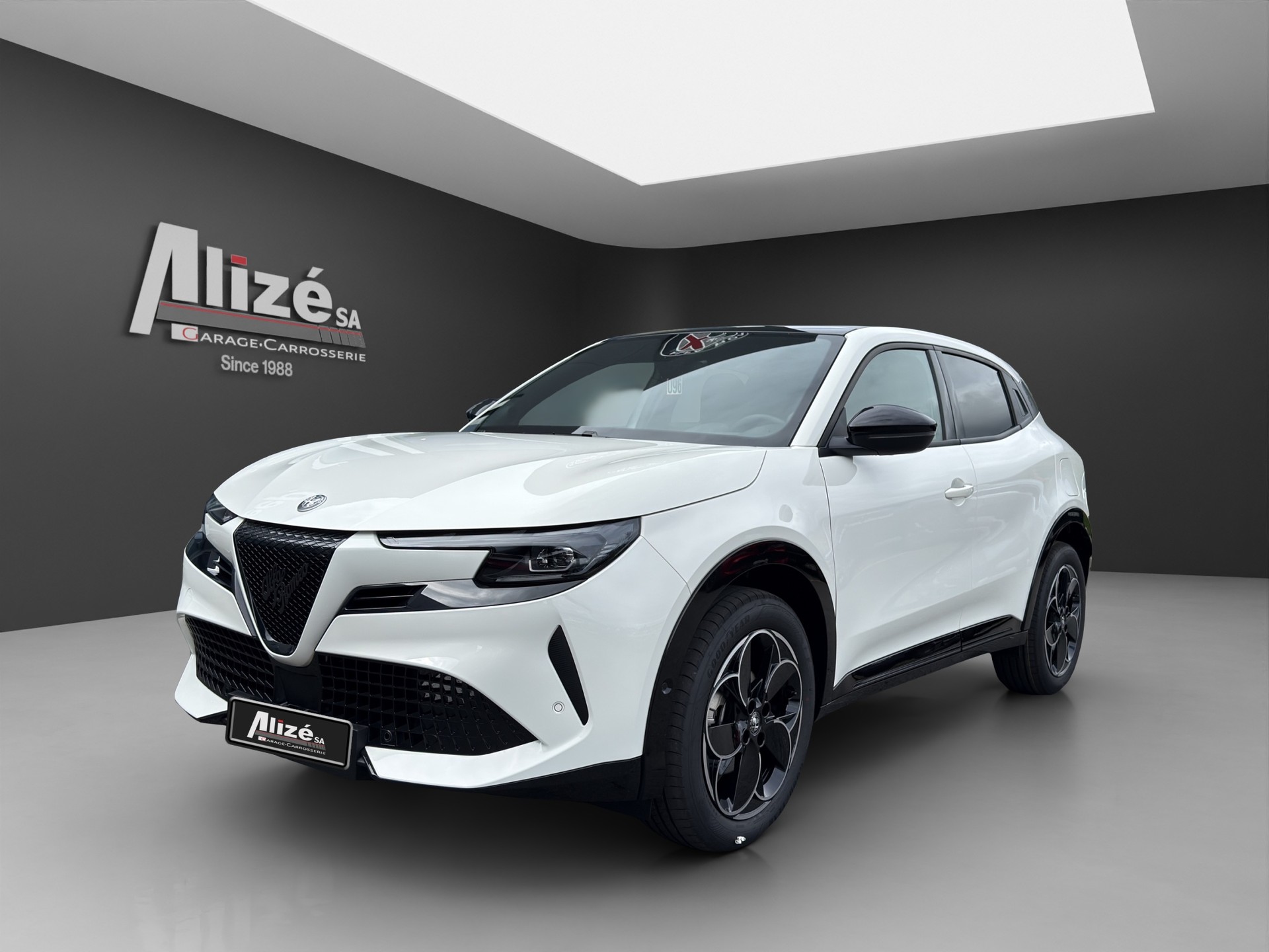 ALFA ROMEO Junior 1.2 48V Hybrid Q4-image-2