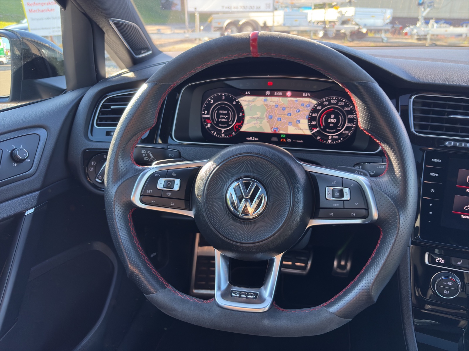 VW Golf VII 2.0 TDI GTD DSG-image-11
