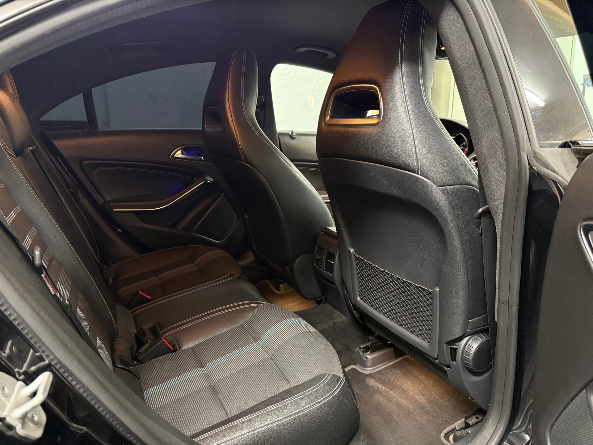 MERCEDES-BENZ CLA Shooting Brake 180 Urban 7G-DCT-image-10