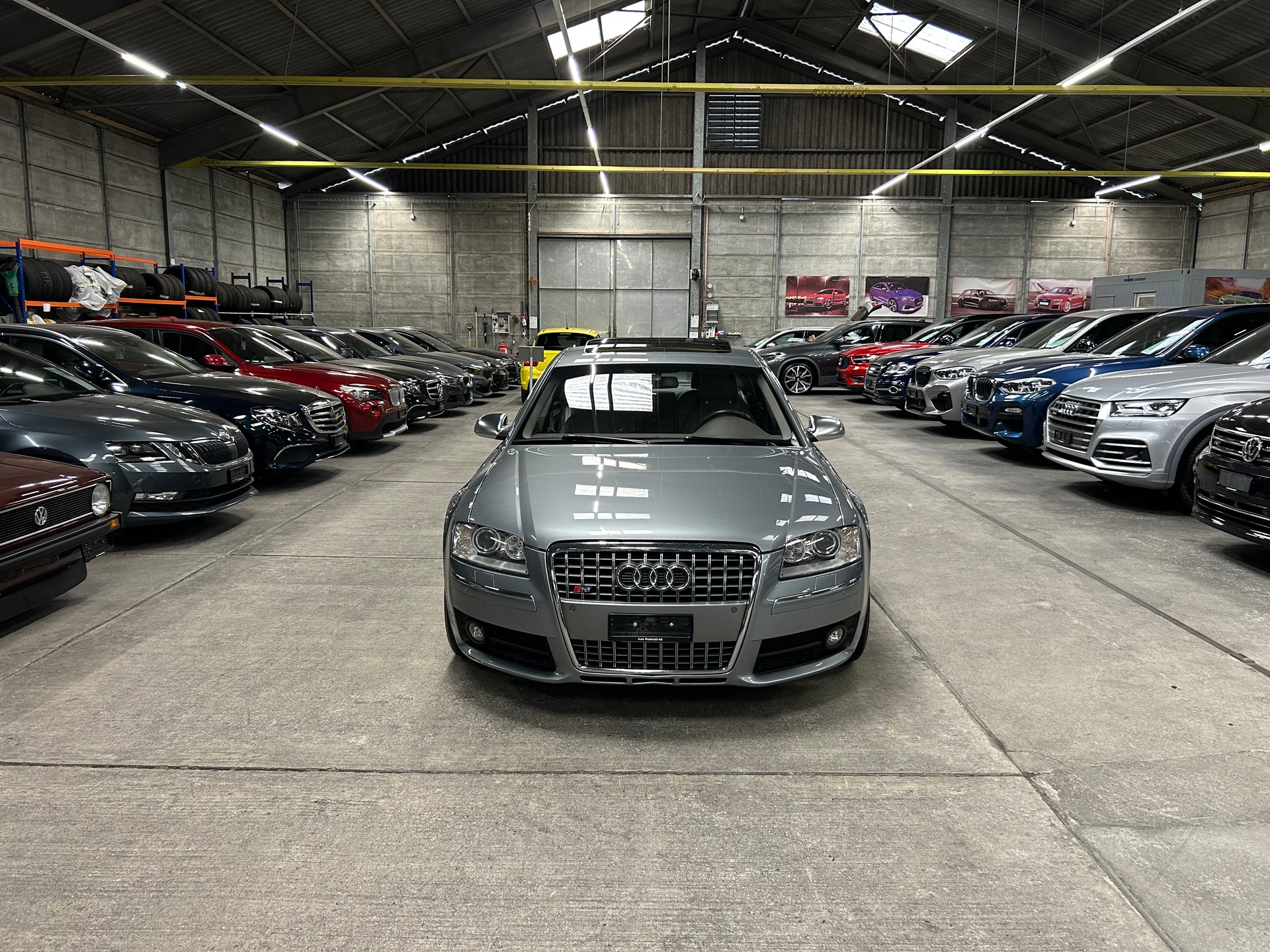 AUDI S8 5.2 V10 quattro tiptronic-image-7