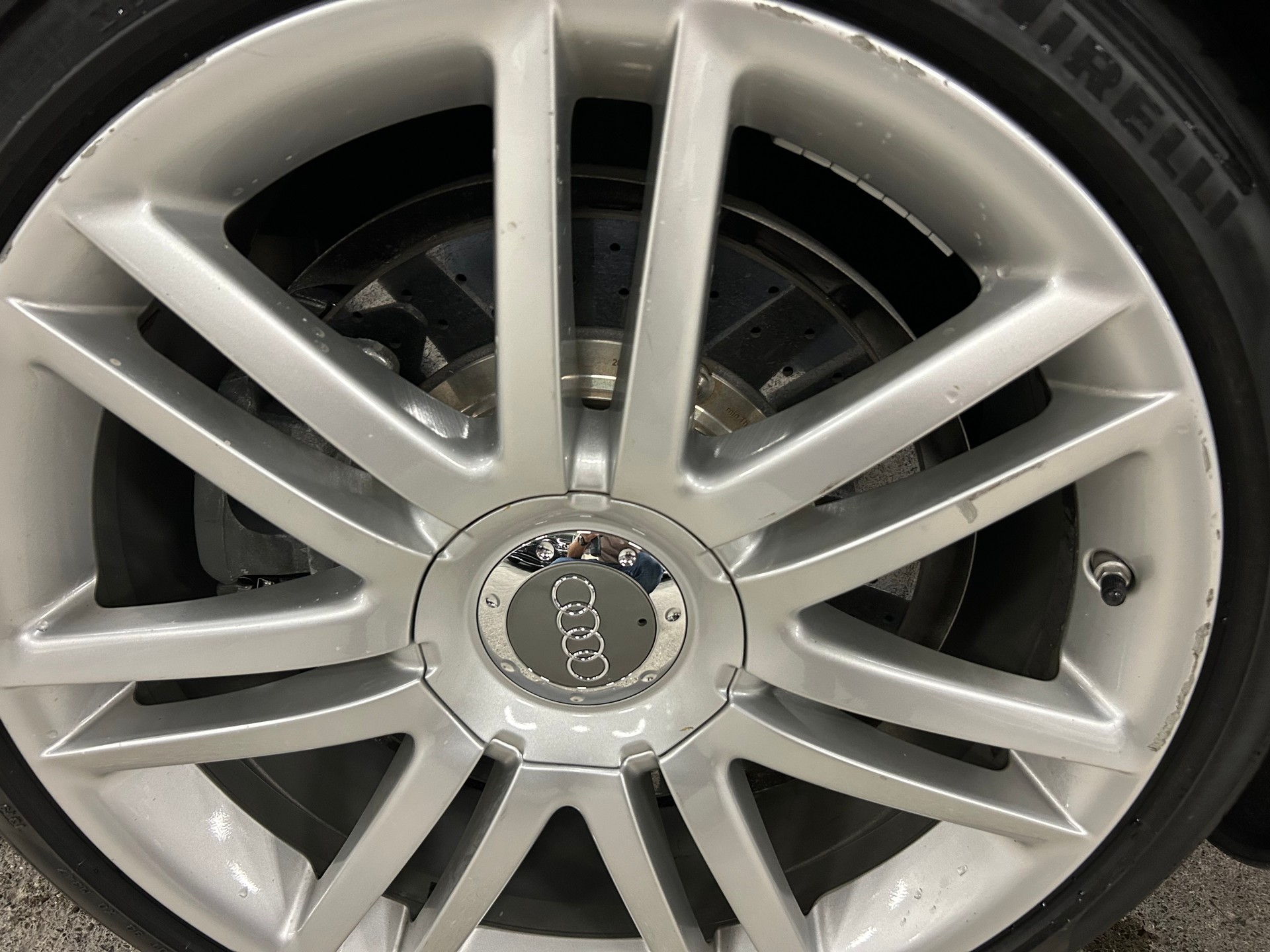 AUDI S8 5.2 V10 quattro tiptronic-image-18