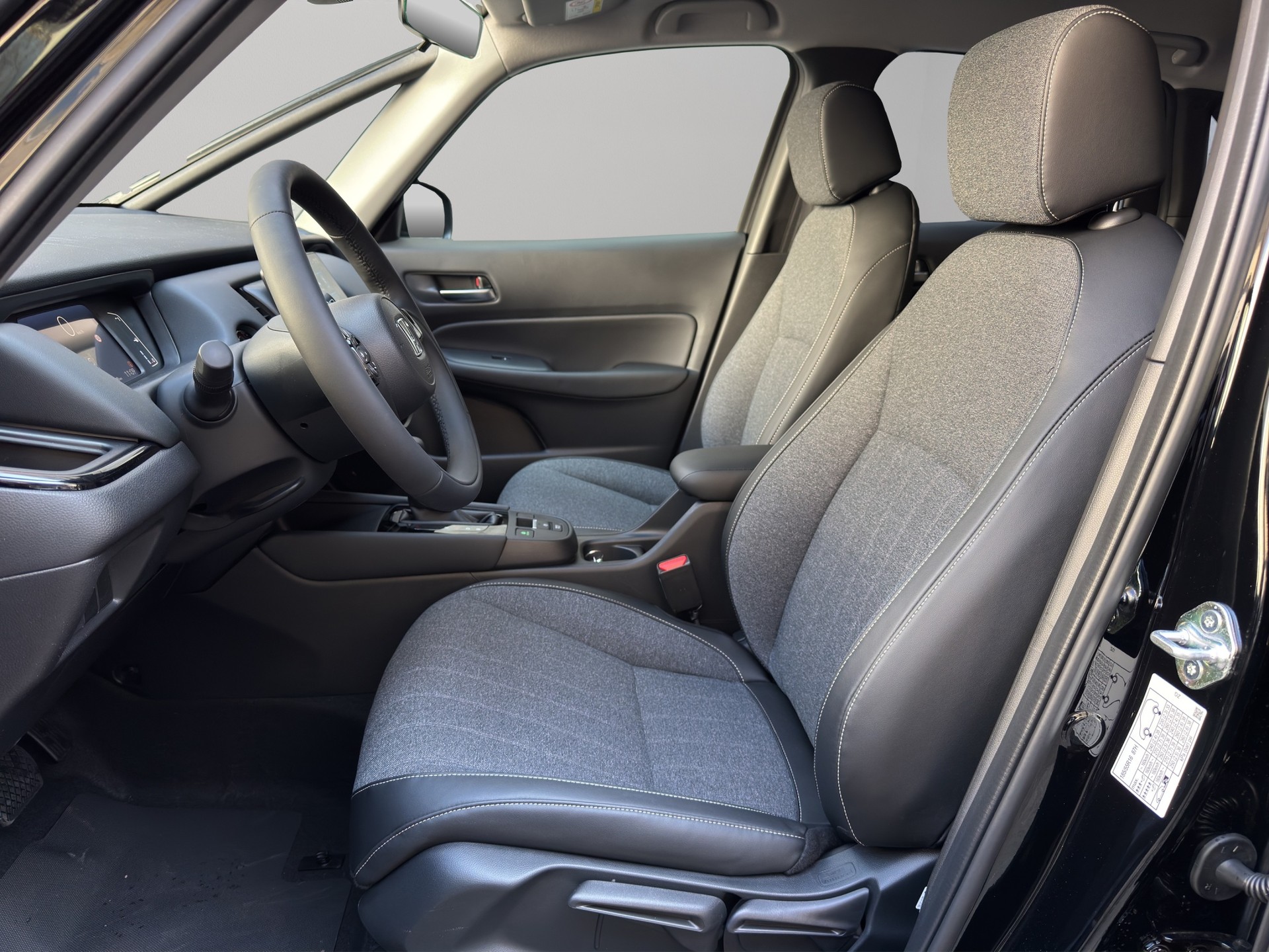 HONDA Jazz 1.5 i-MMD Advance-image-14