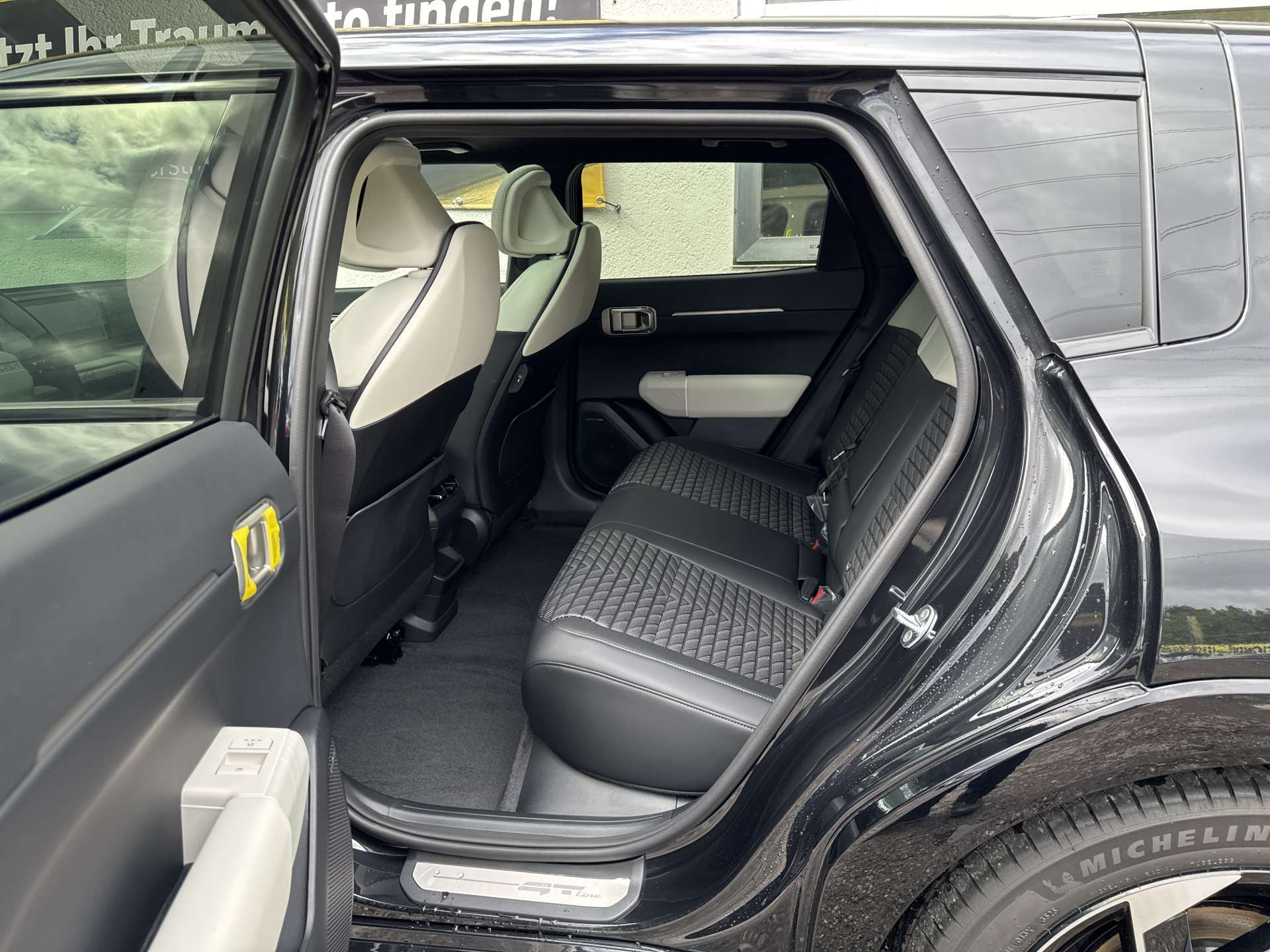 KIA EV4 81,4 kWh GT-Line Automat 204PS-image-7