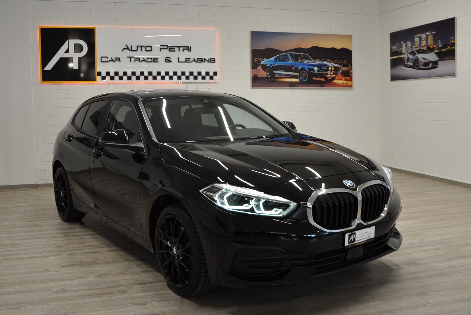 BMW 118i Fleet Edition Steptronic-image-7