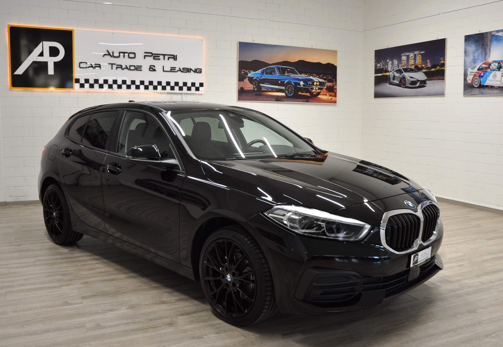 BMW 118i Fleet Edition Steptronic-image-6