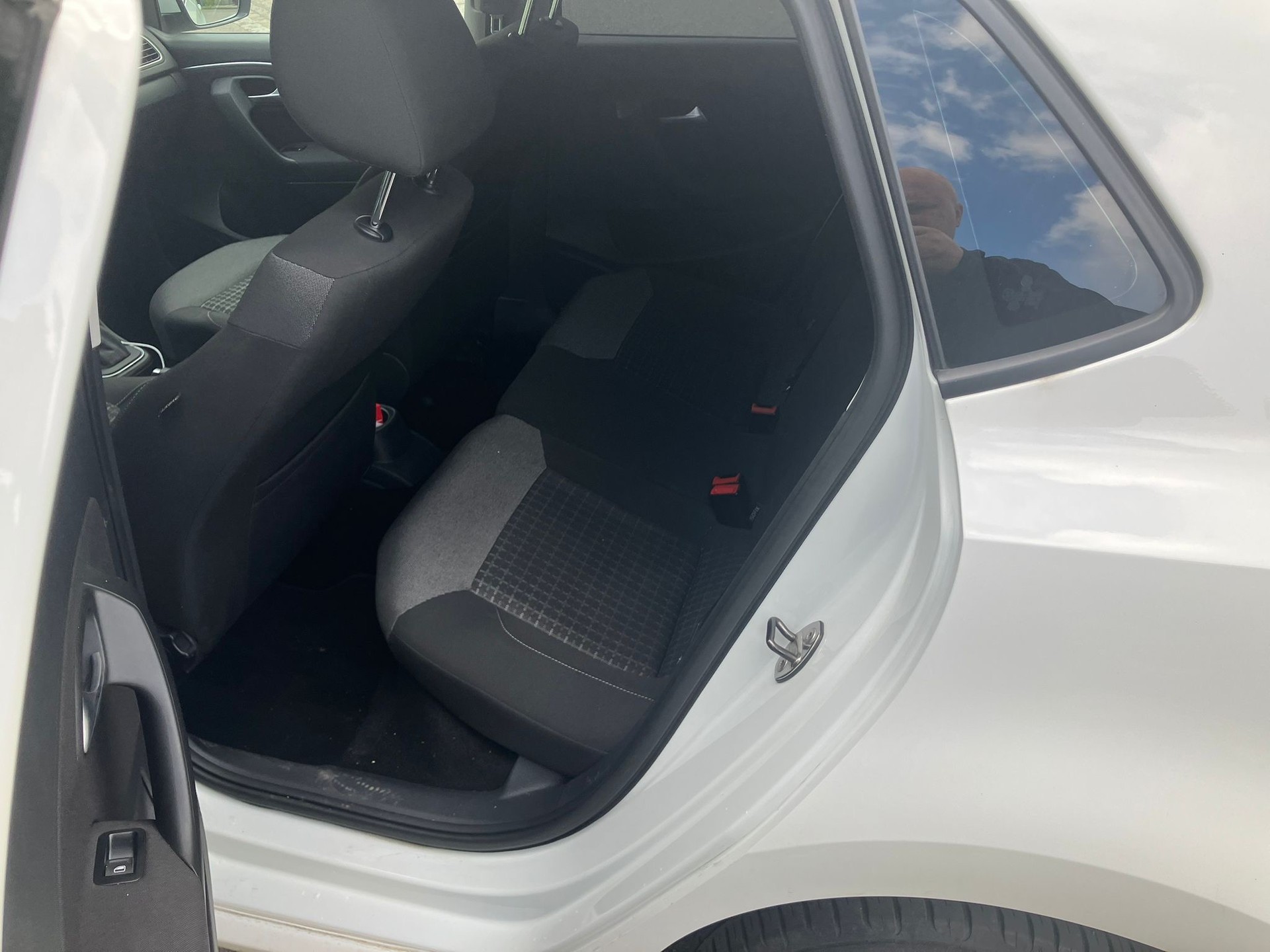 VW Polo 1.2 TSI BMT Comfortline DSG-image-4