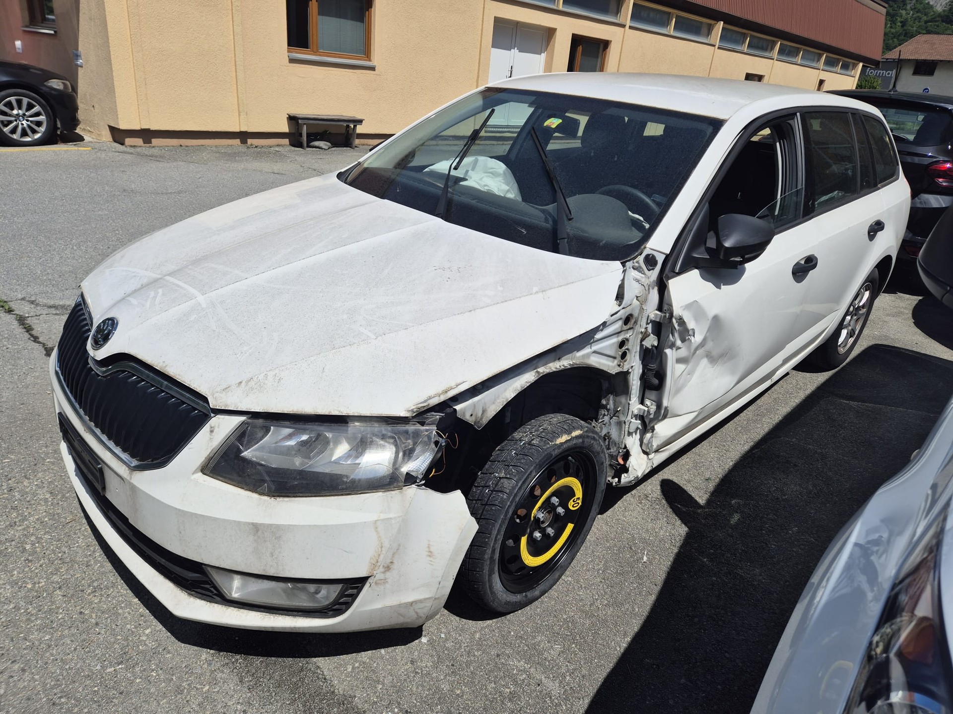 SKODA Octavia Combi 1.2 TSI Swiss Edition DSG-image-4