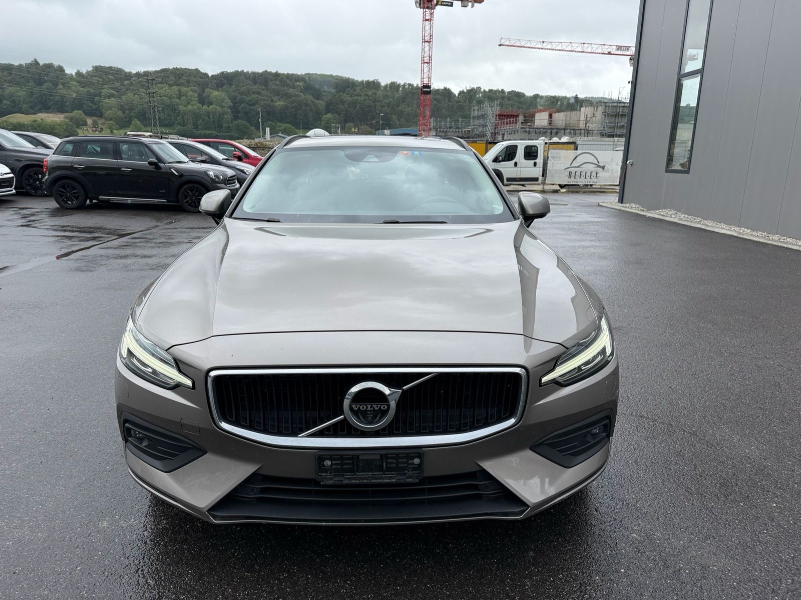 VOLVO V60 D4 Inscription Geartronic-image-1