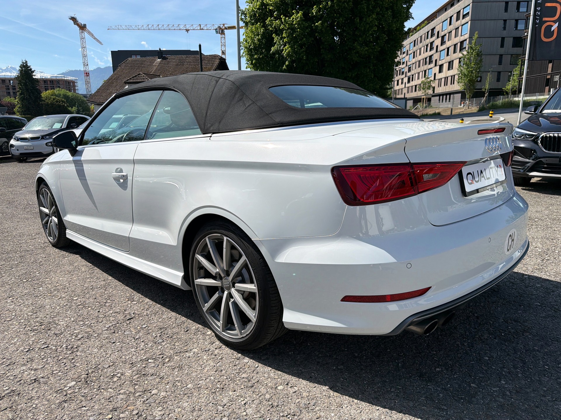 AUDI S3 Cabrio 2.0 TFSI quattro S-tronic-image-13