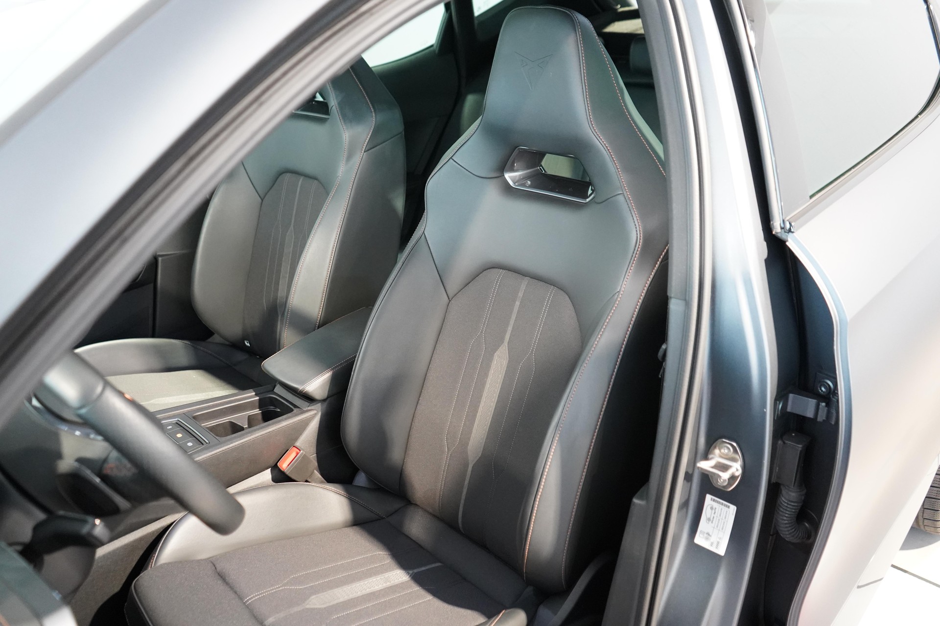 CUPRA Formentor 1.4 eHybrid VZ DSG-image-6
